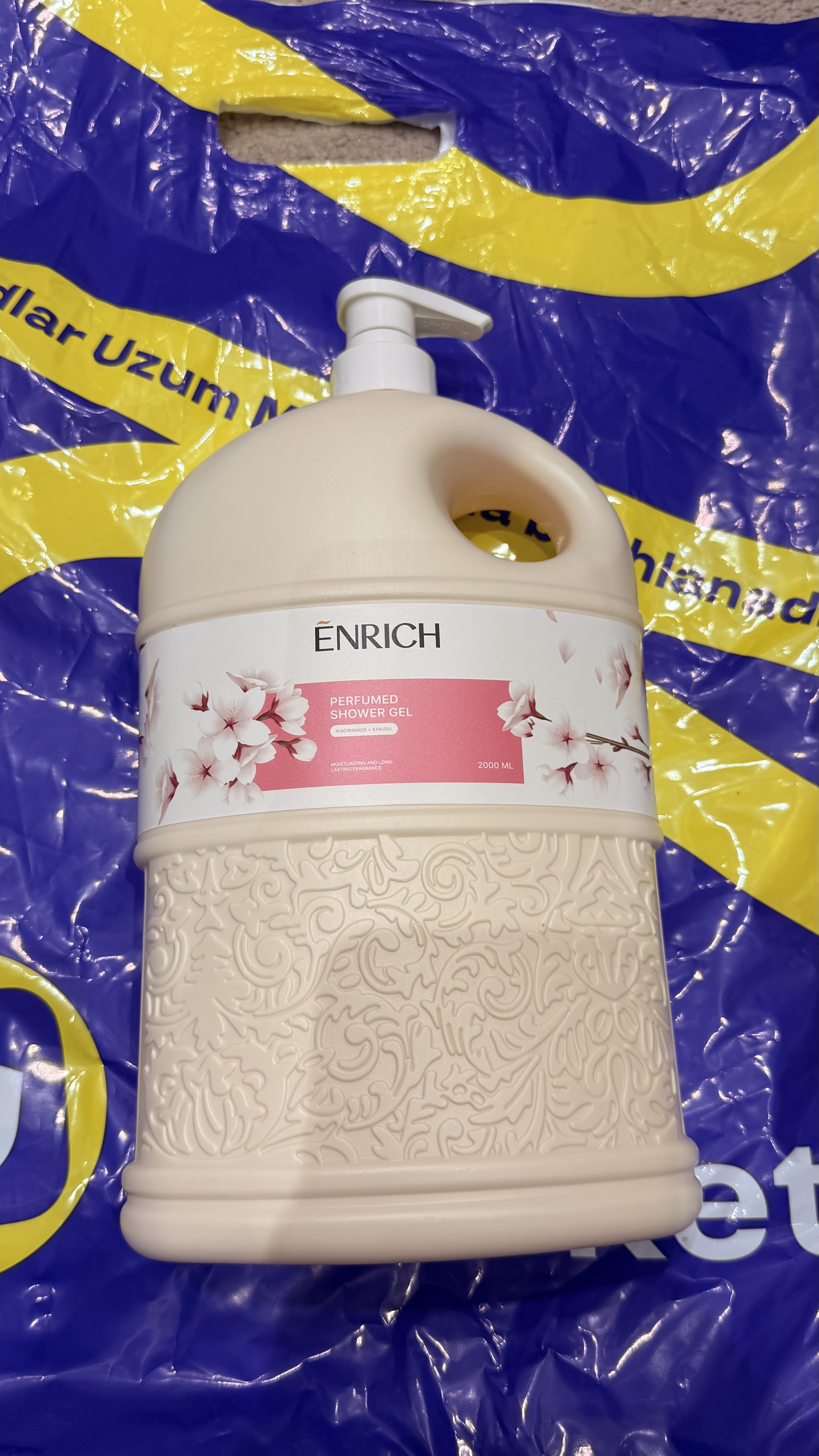 Гель для душа парфюмированный Enrich, густой, увлажняющий для всех типов кожи, 1000/2000мл