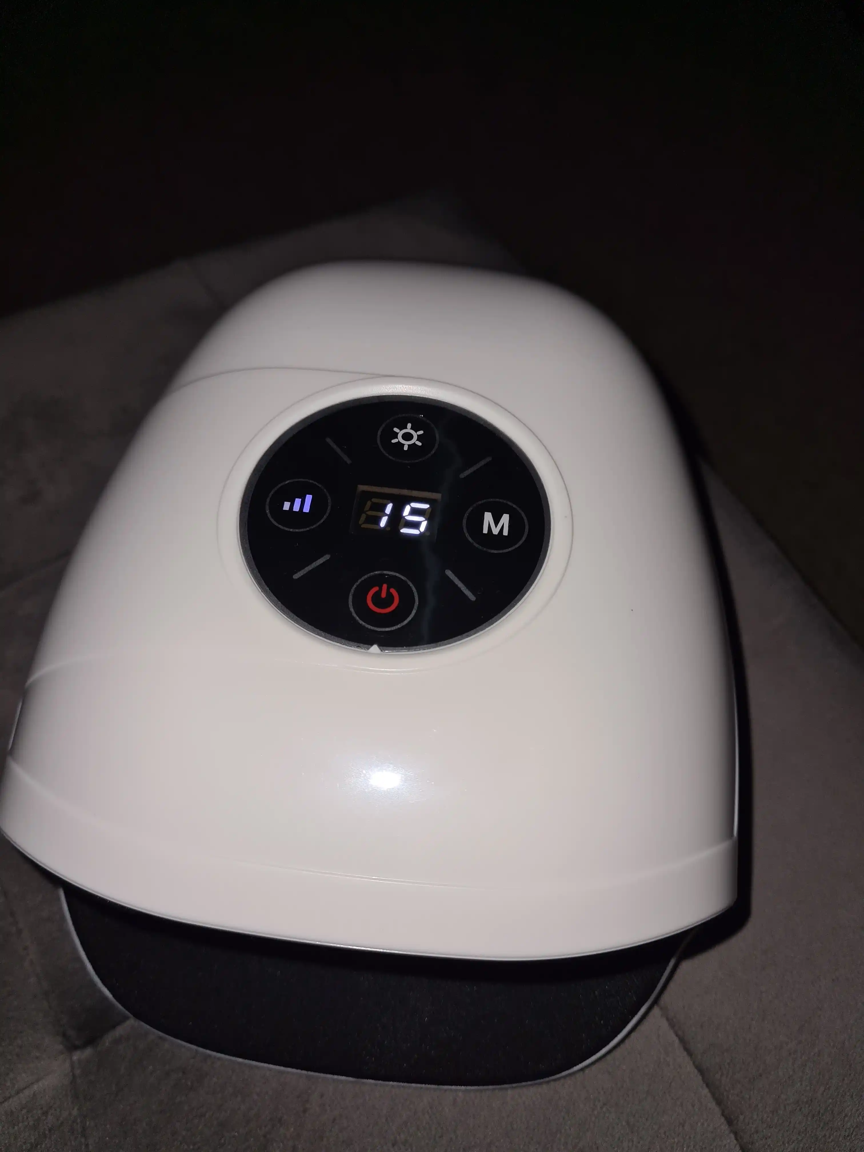 Simsiz elektrli barmoq va qo'l uchun kompressorli massaj qurilmasi