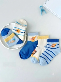 Голубой