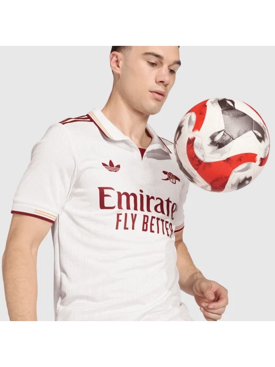 Milliy terma jamoa va klublar Real Madrid, Barselona, Manchester Siti, Arsenal Chelsi