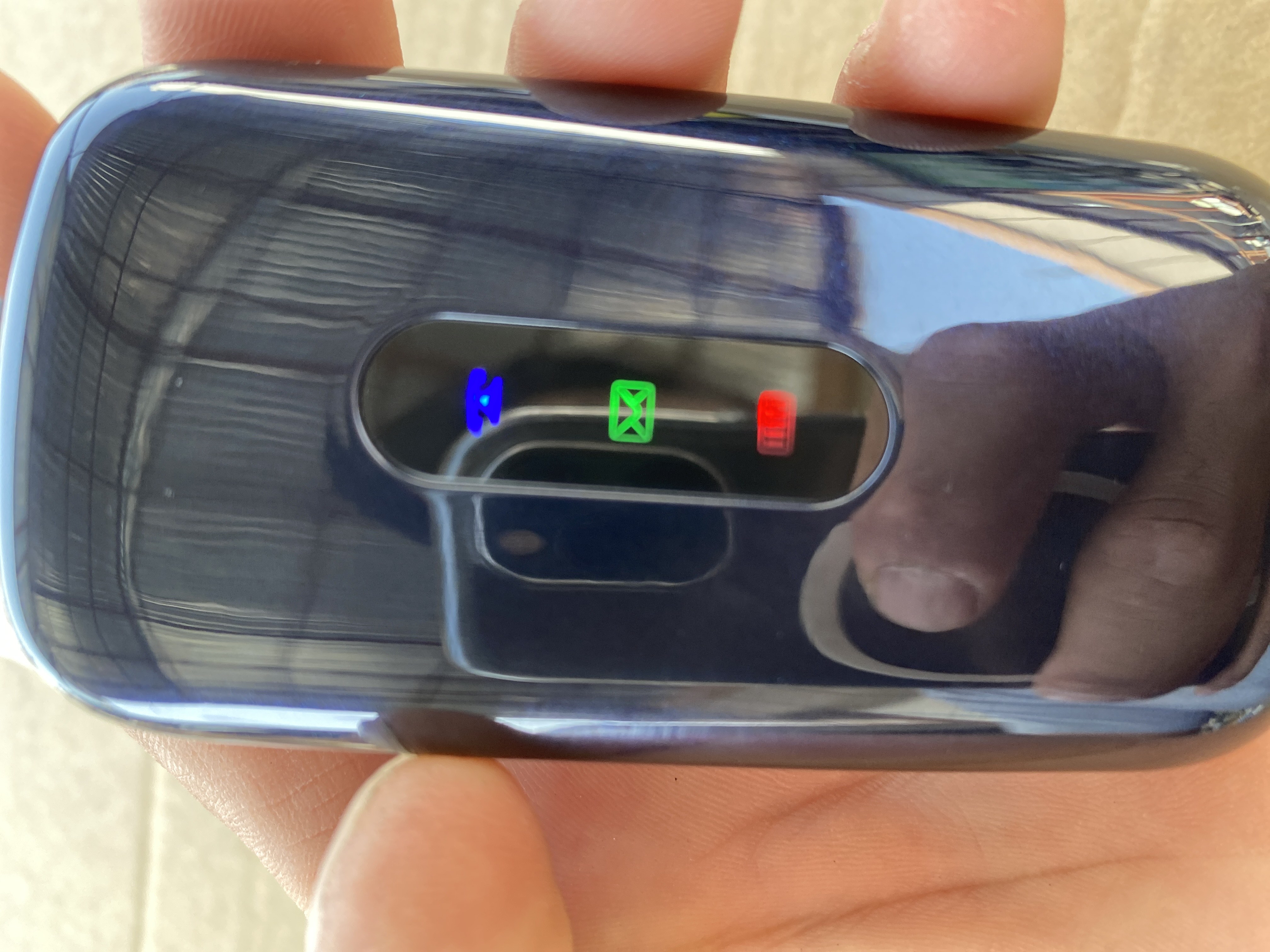 Knopkali legushka telefon Novey 118i Plus, kamerasiz