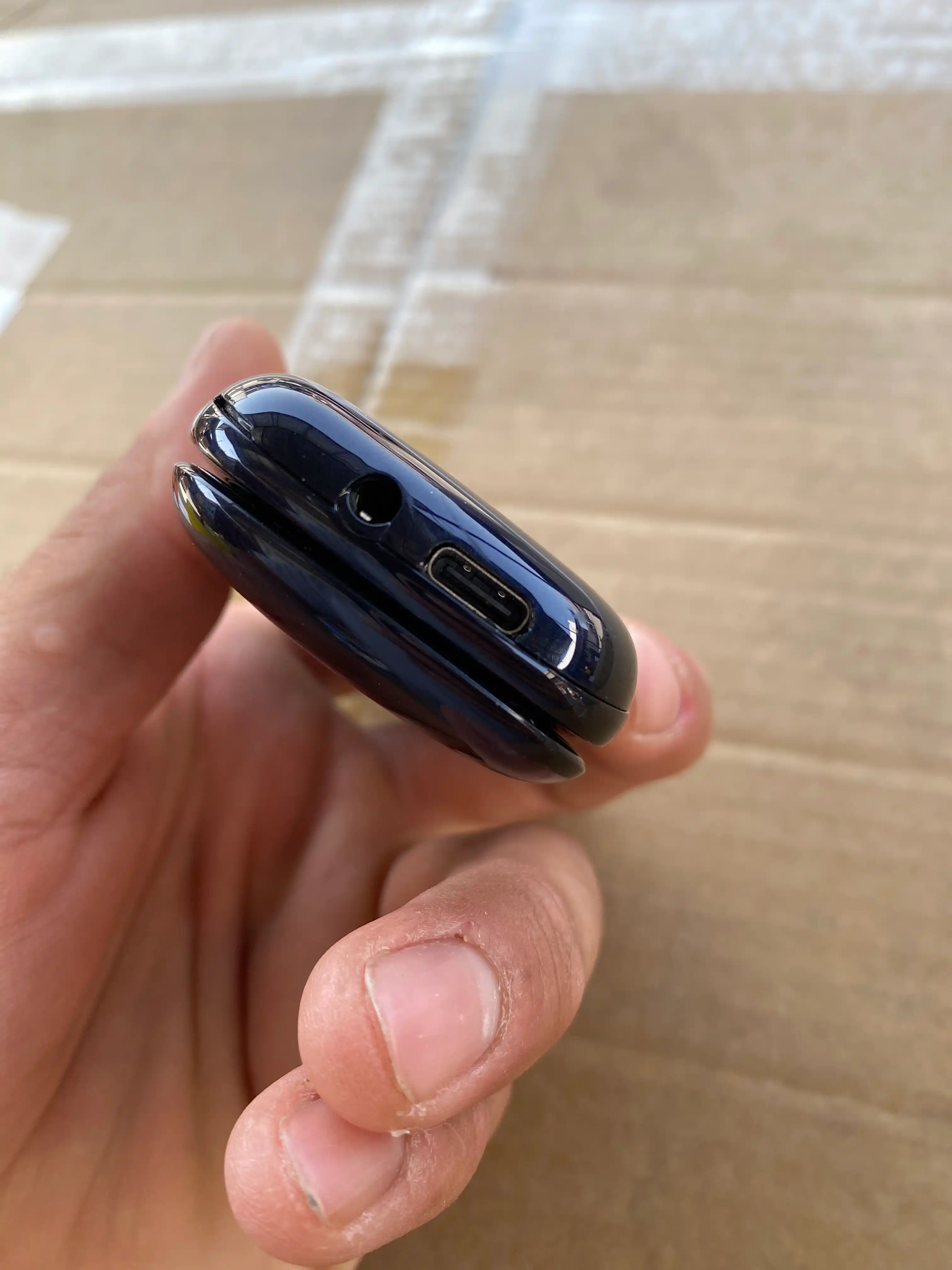 Knopkali legushka telefon Novey 118i Plus, kamerasiz