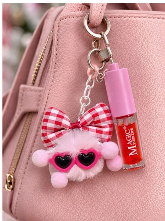 Блеск для губ, брелок помпон, kawaii аксессуар, брелок на сумку, подарок для девочки