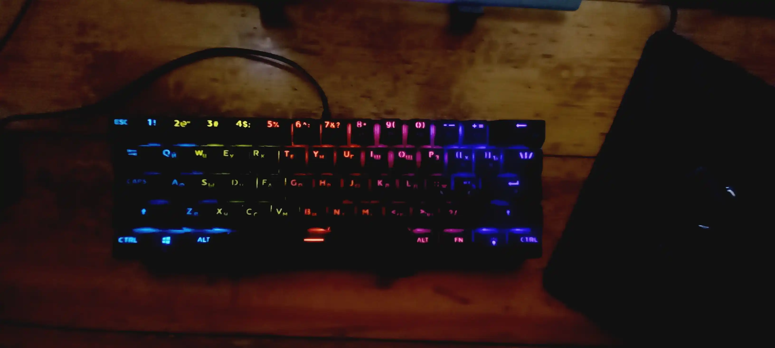Mexanik klaviatura gaming uchun, simsiz va simli klaviatura