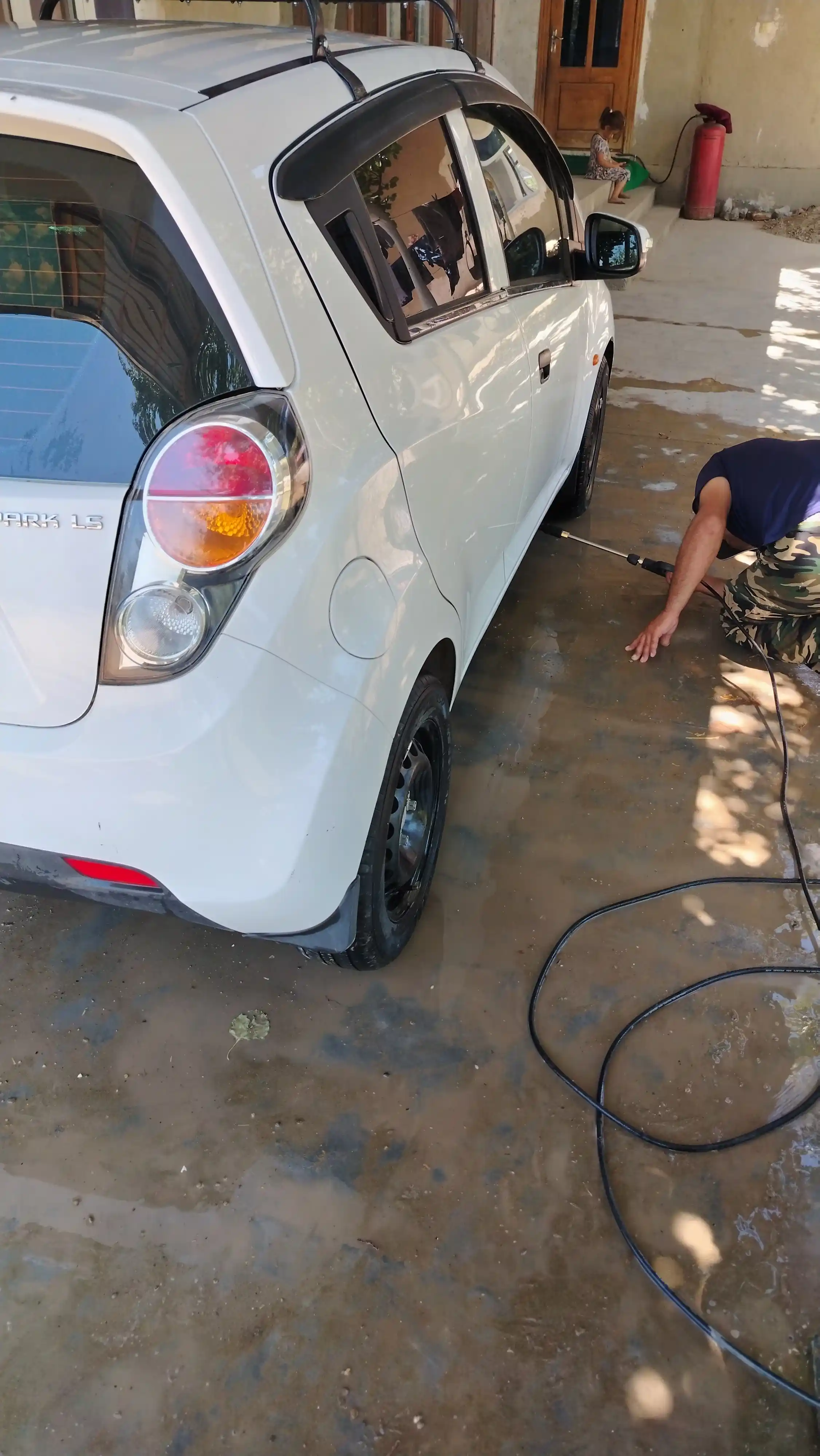 MOON yuqori bosimli avtoyuvish mashinasi, 2200 Vt, karcher, avtoyuvish