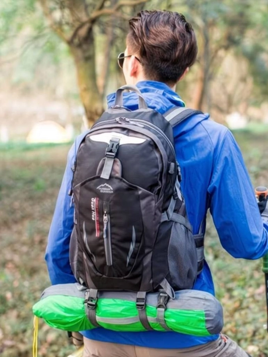 Turistik ryukzagi, sport, sayohat, trekking, piyoda yurish, kemping - 