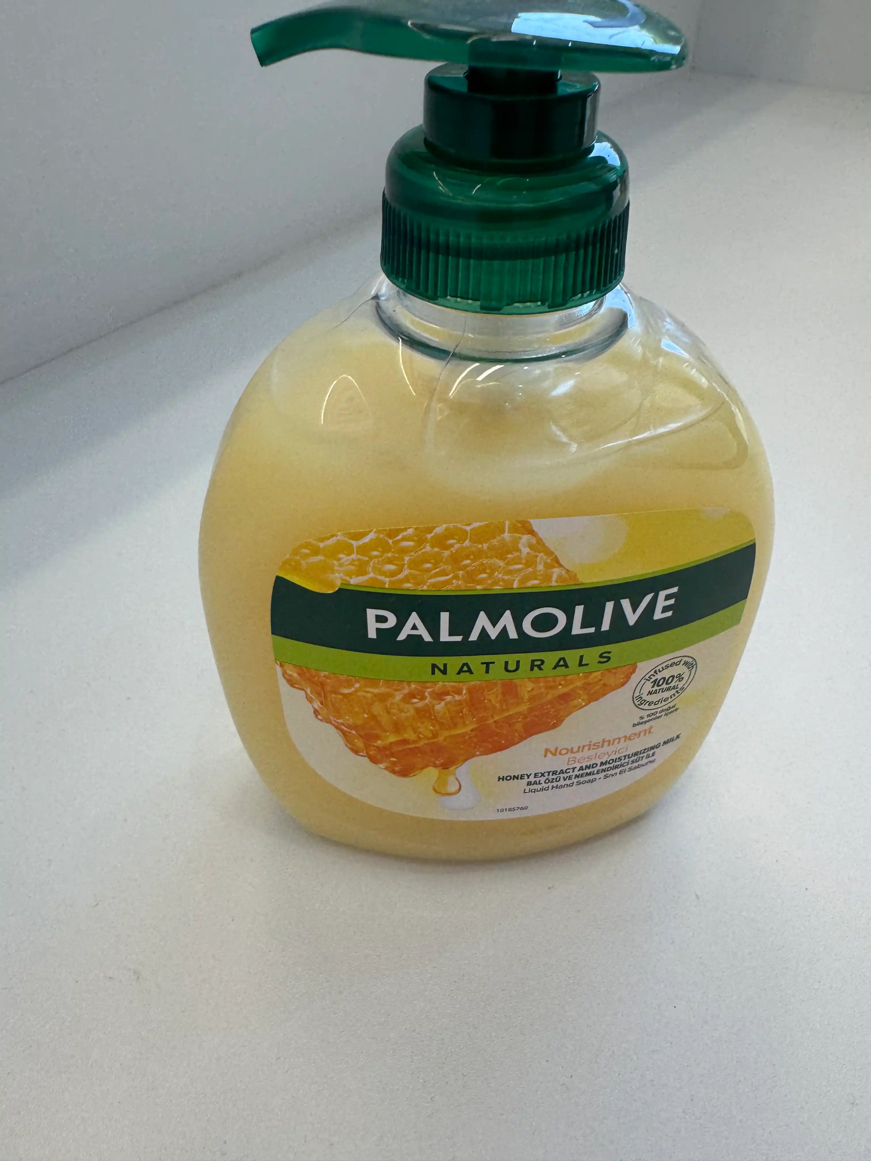 Zaytun yoki asal qo‘shilgan namlantiruvchi suyuq qo‘l sovuni, dozatorli 300ml