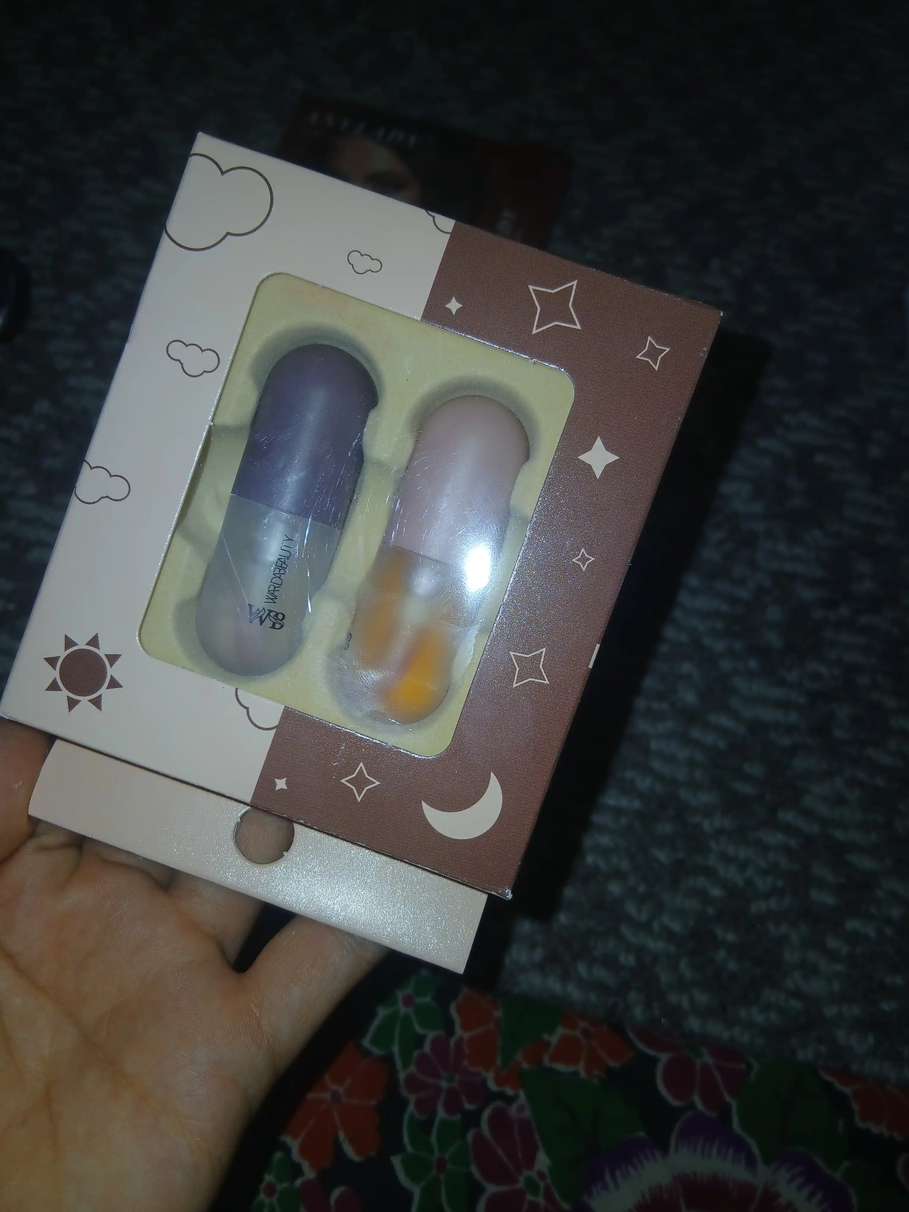 Kun va tun uchun hajm beruvchi lab blyesklari toplami, 3+3 ml