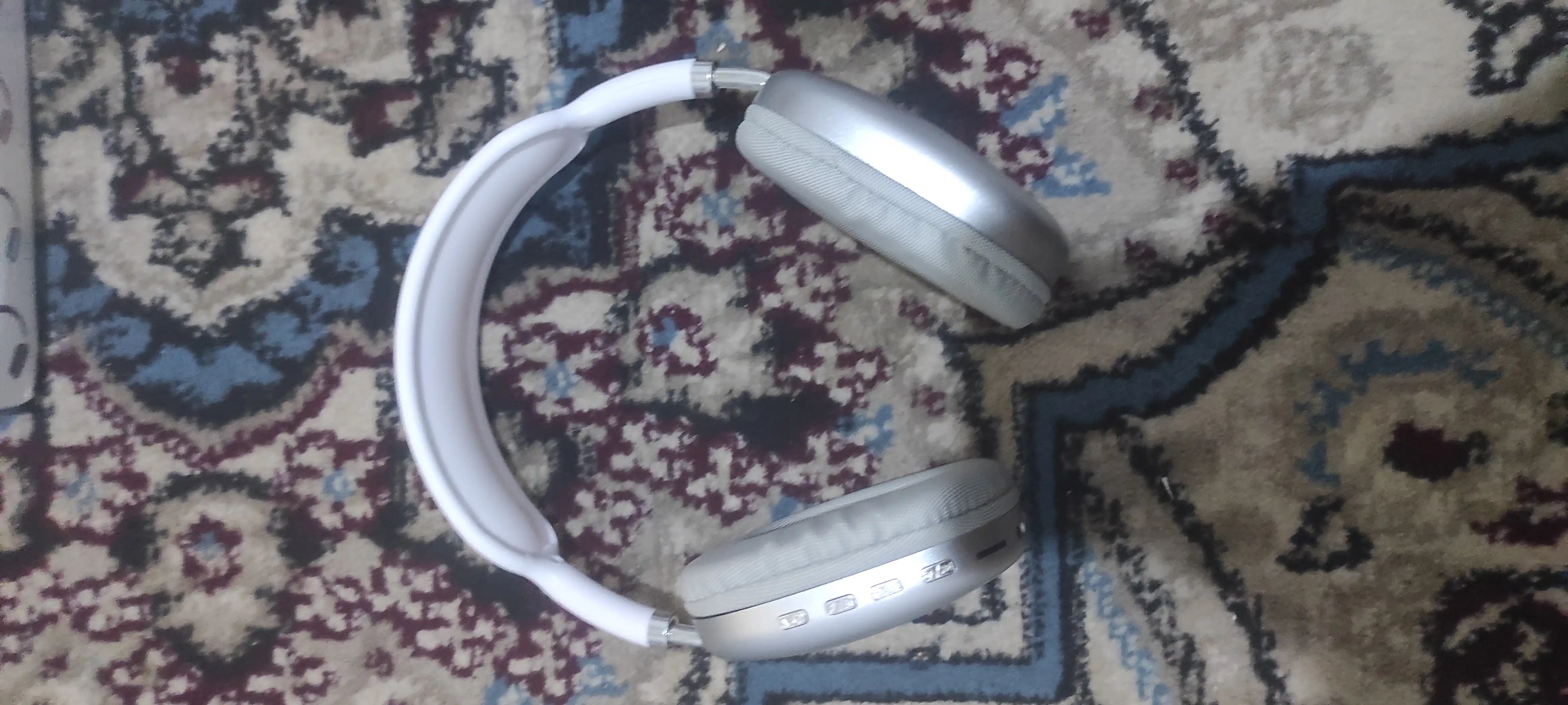 P9 simsiz quloqchin, Bluetooth 5.3, oq va qora rang, 1+1 aksiya