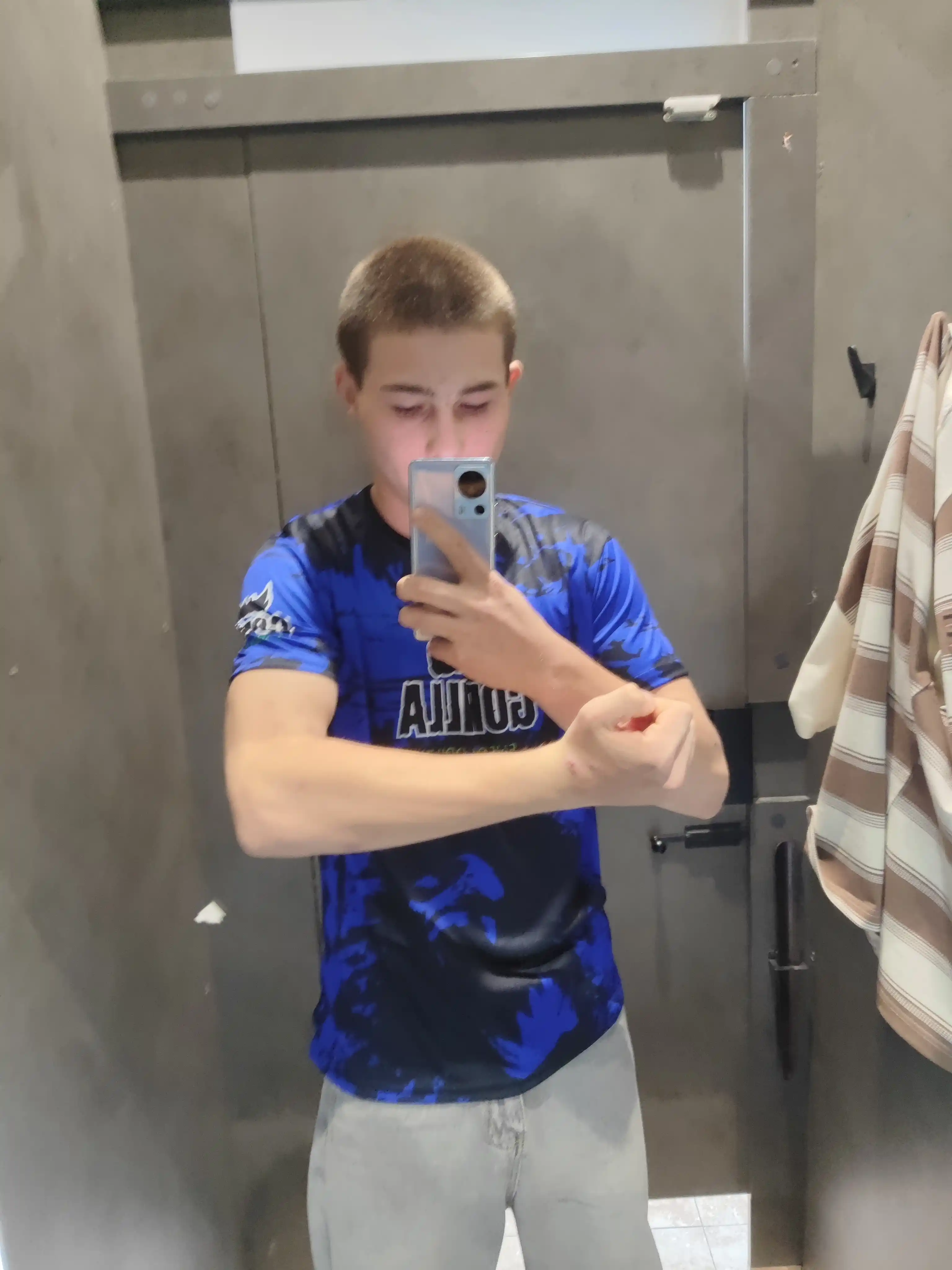 Форма для MMA и UFC — это спортивная одежда, разработанная для детей, мужчин и женщин