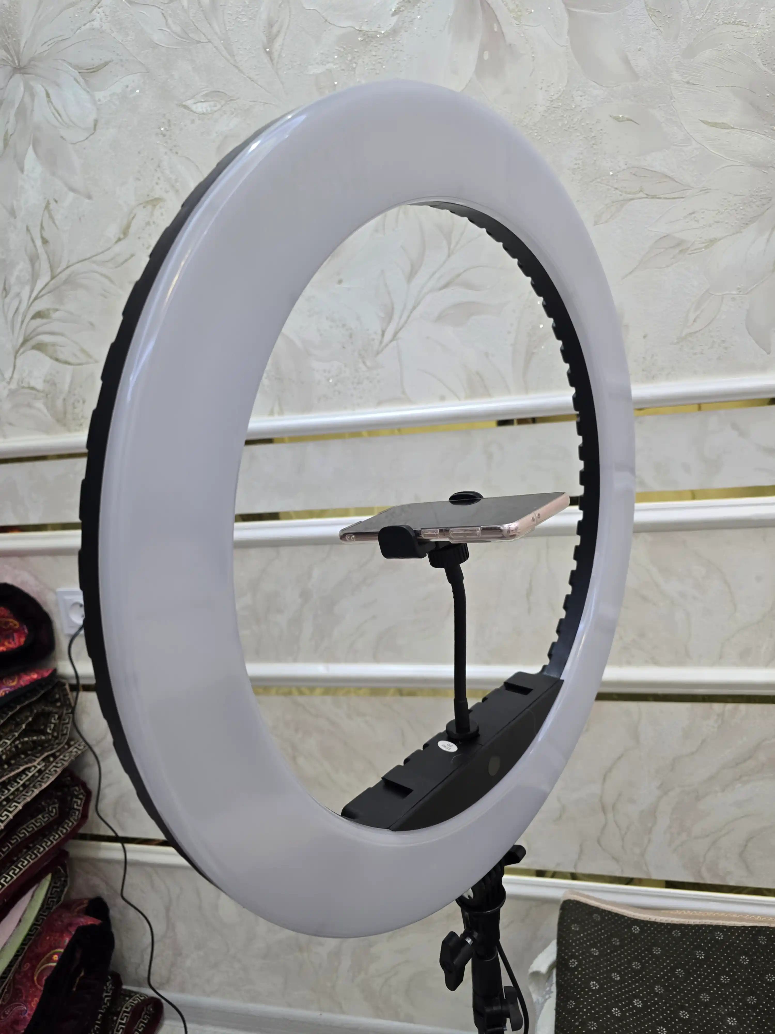 Jmary FM-21R halqasimon LED chirog‘i (shtativsiz)