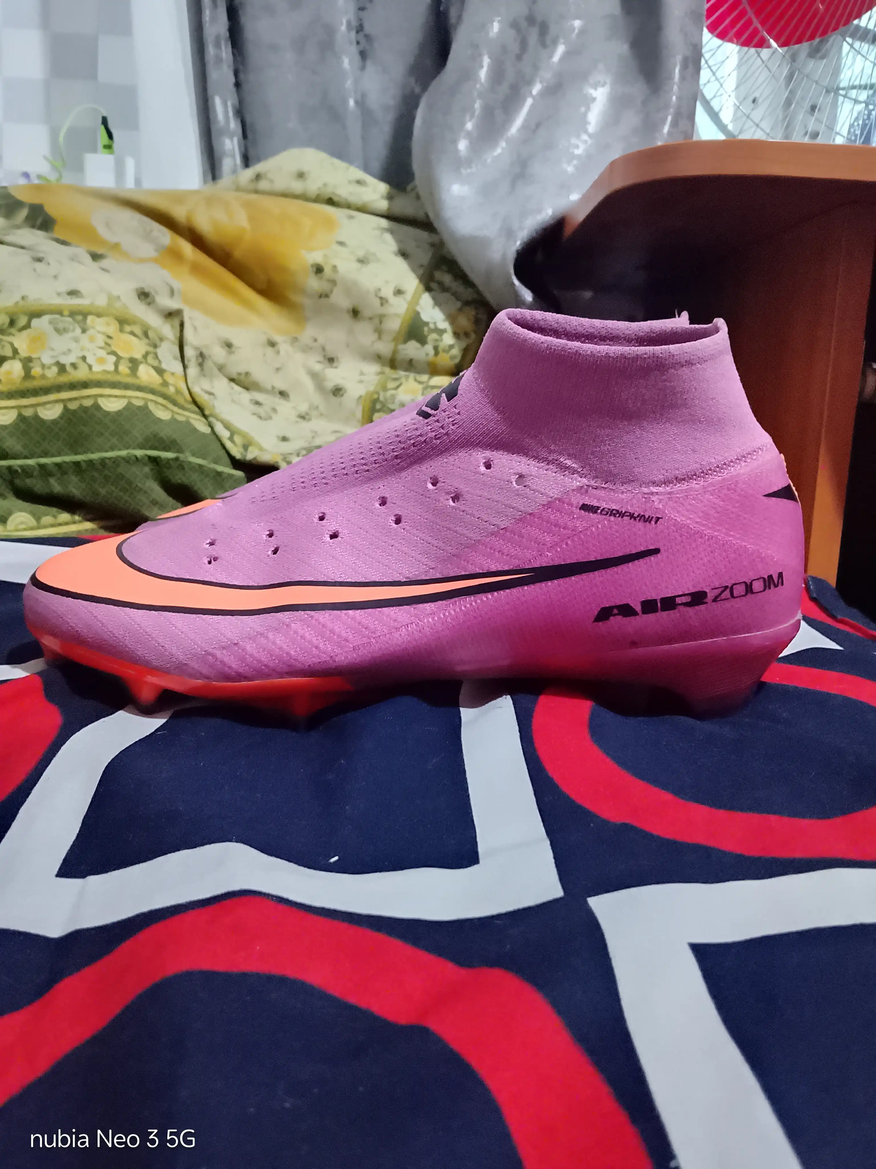Professional butsi Air Zoom Mercurial Vapor XVI Elite FG butsa malomerka