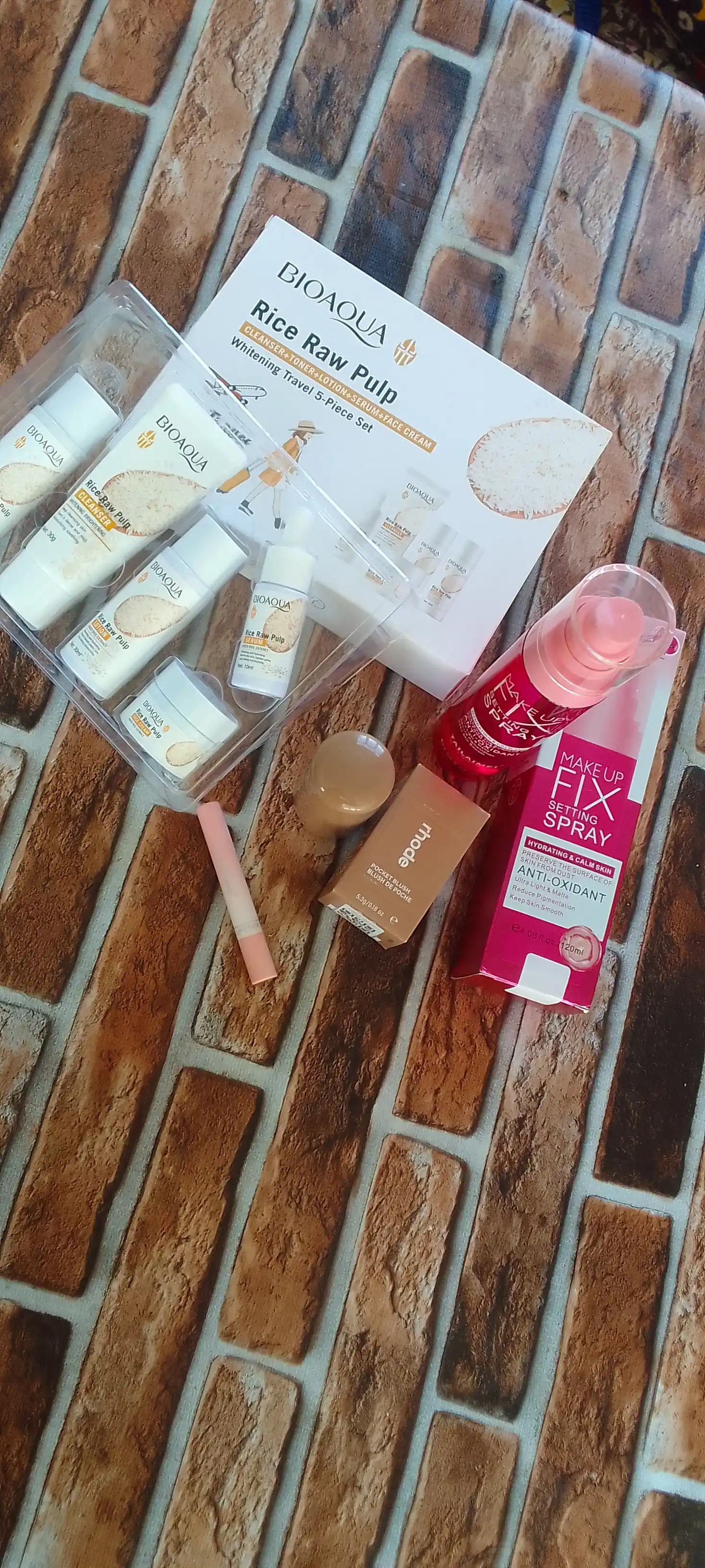 Спрей фиксатор для макияжа, увлажняющий, Make Up Fixer
