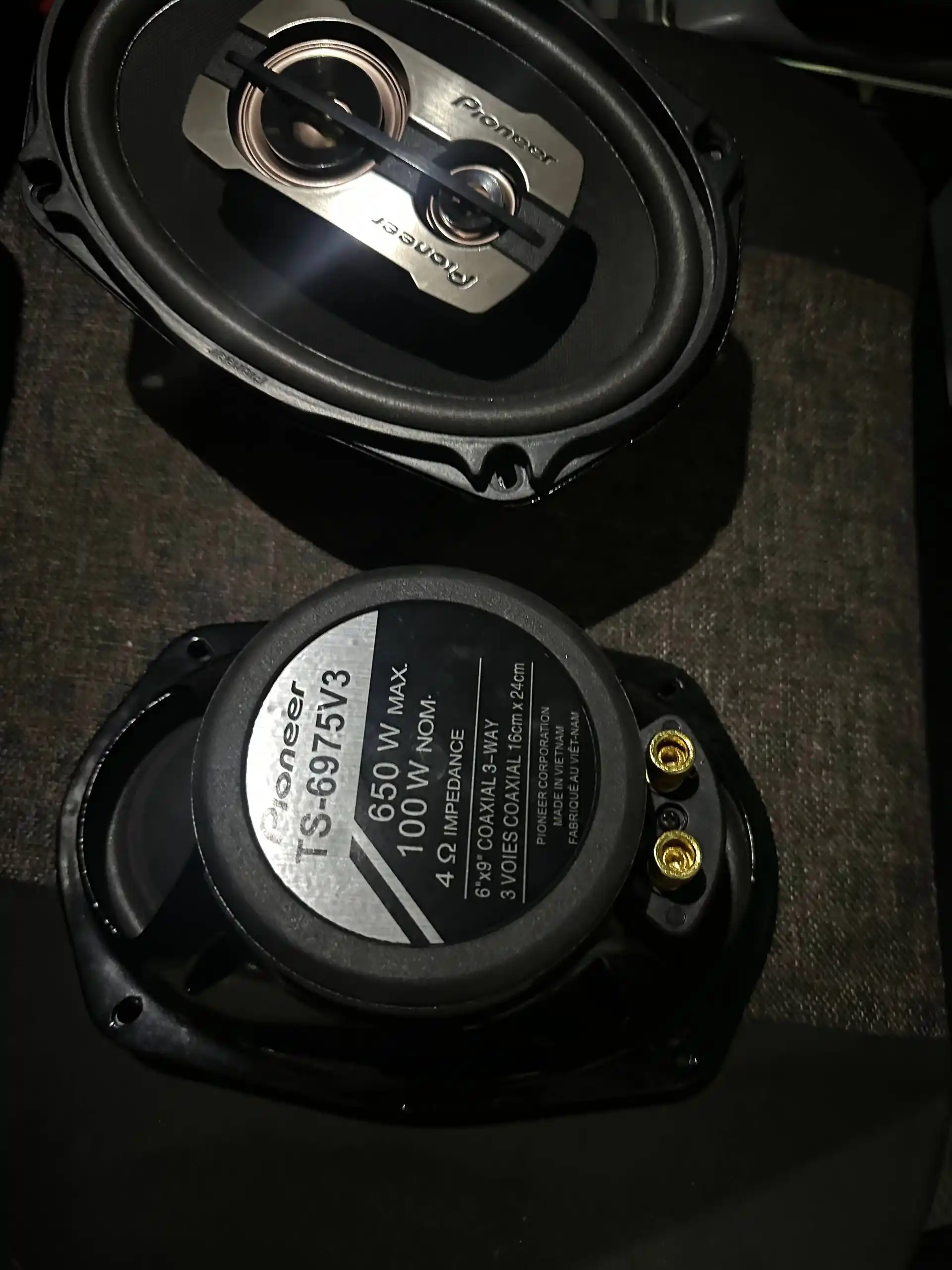 Кoлонка Pioneer V3 champion TS-6975, 550 Вт, усилитель не нужен