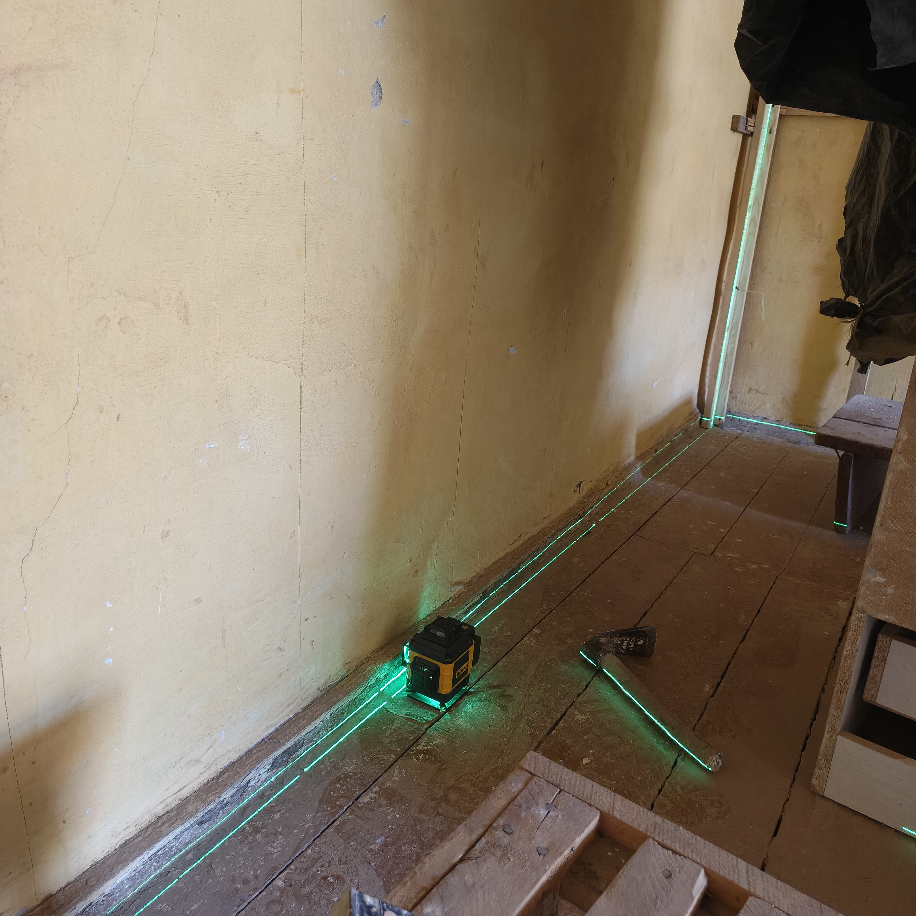 Lazer darajasi 4D-16 / 4 * 360, 1.6 metr shtativ