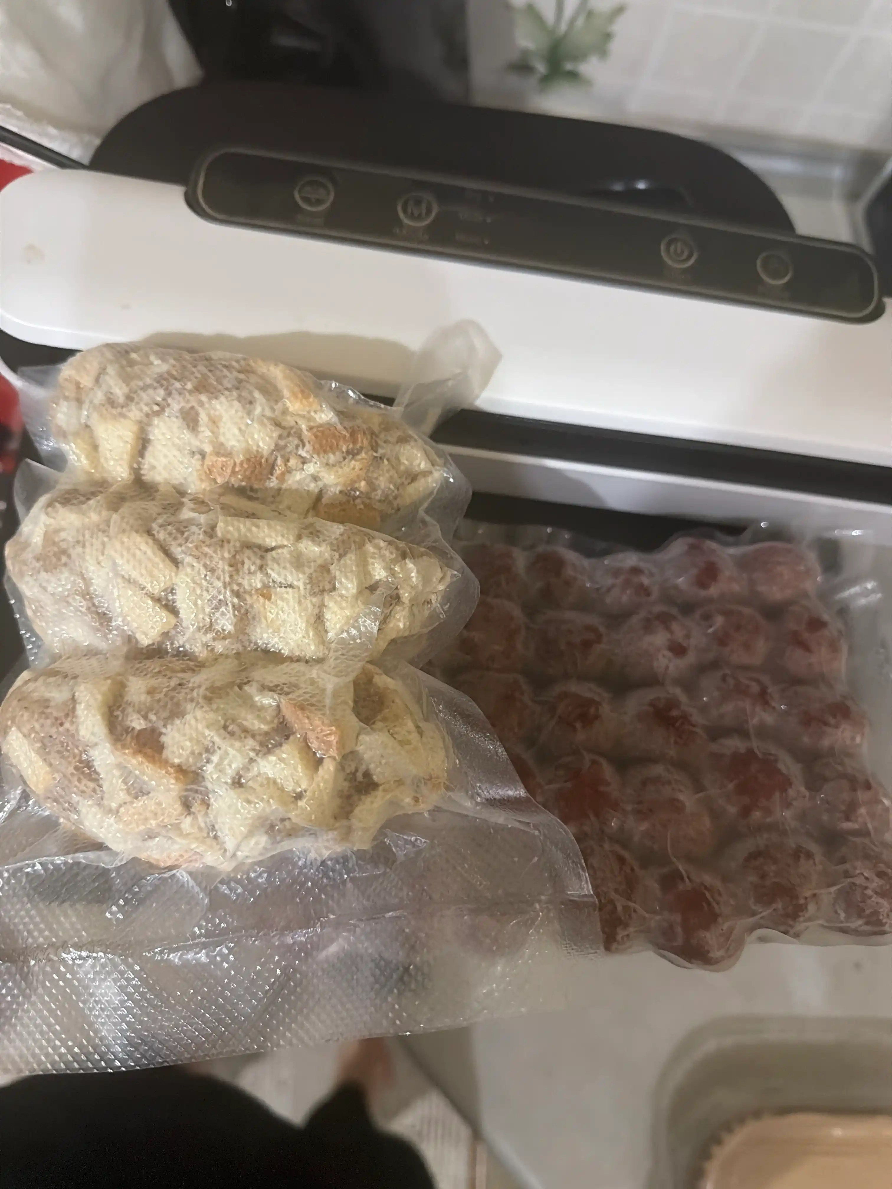 Вакуумный упаковщик