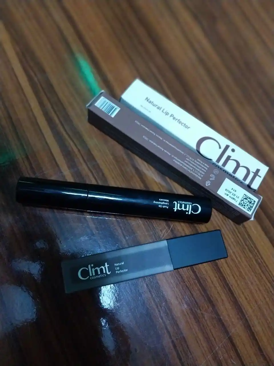 Climtcosmetics namlantiruvchi lab yaltirog‘i