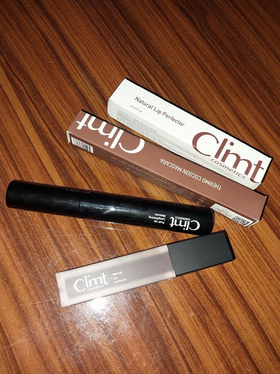 Climtcosmetics namlantiruvchi lab yaltirog‘i
