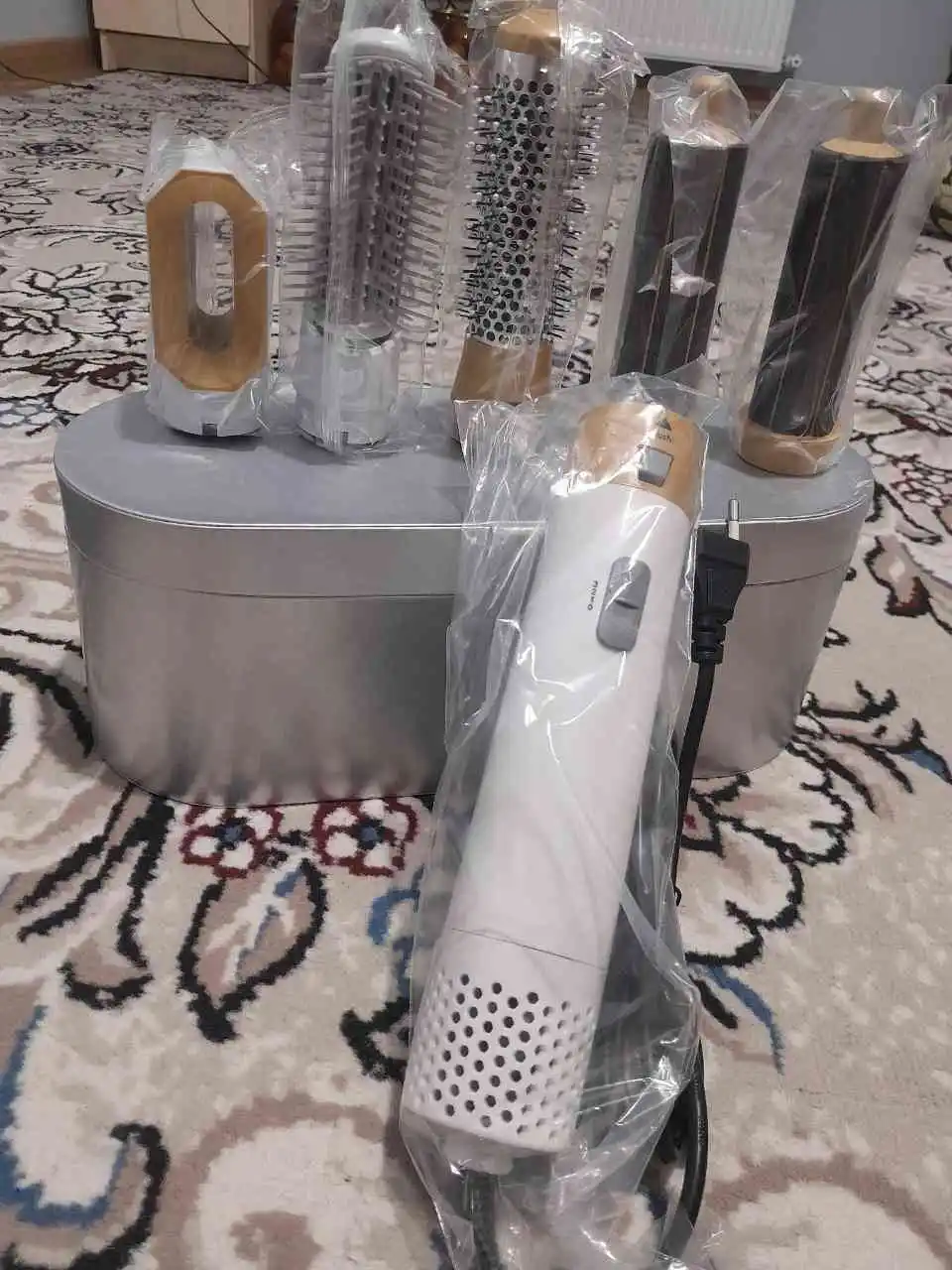 Dyson Фен-стайлер 5 в 1, подходит для всех типов волос