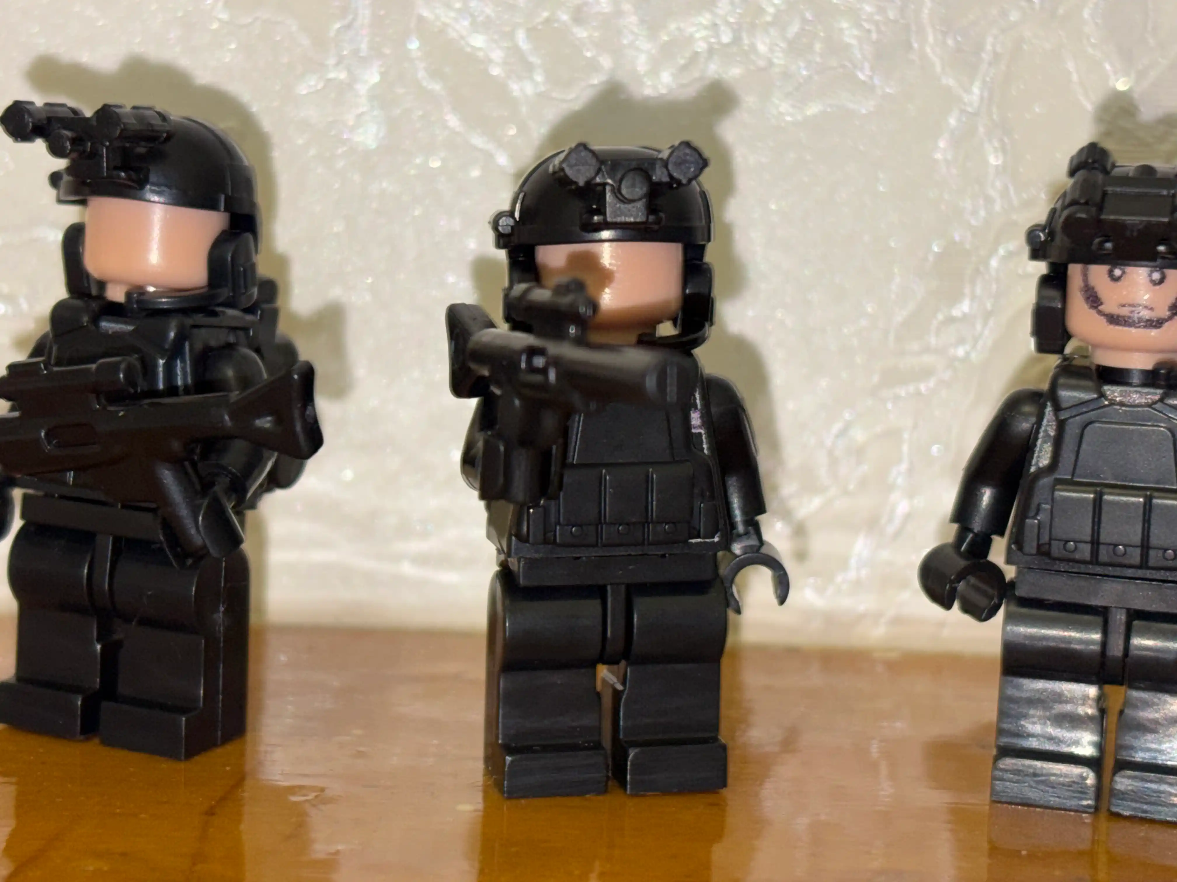 Askar haykalchalar, Anime Naruto, Star Wars, LEGO bilan mos keladi