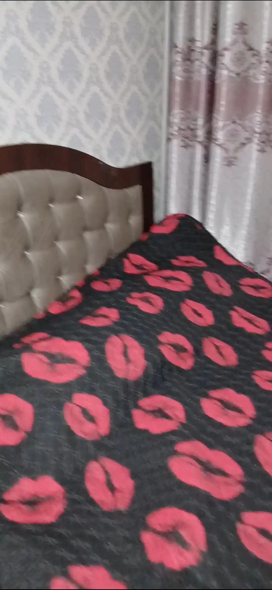 Pled yopinchiq, 1.5 kishilik 150x220 va 2 kishilik 220x220