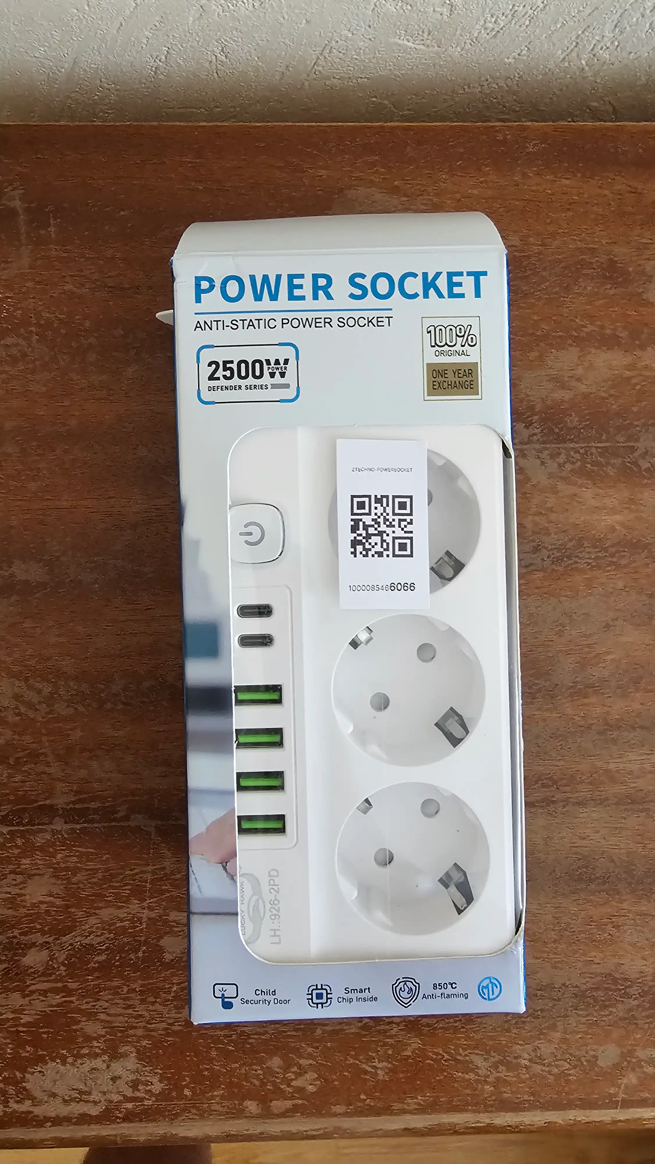 4 ta USB uzaytirgichli va 2 ta Type-C tarmoq filtri, 3 ta rozetka, 3 metr, 2500 vatt