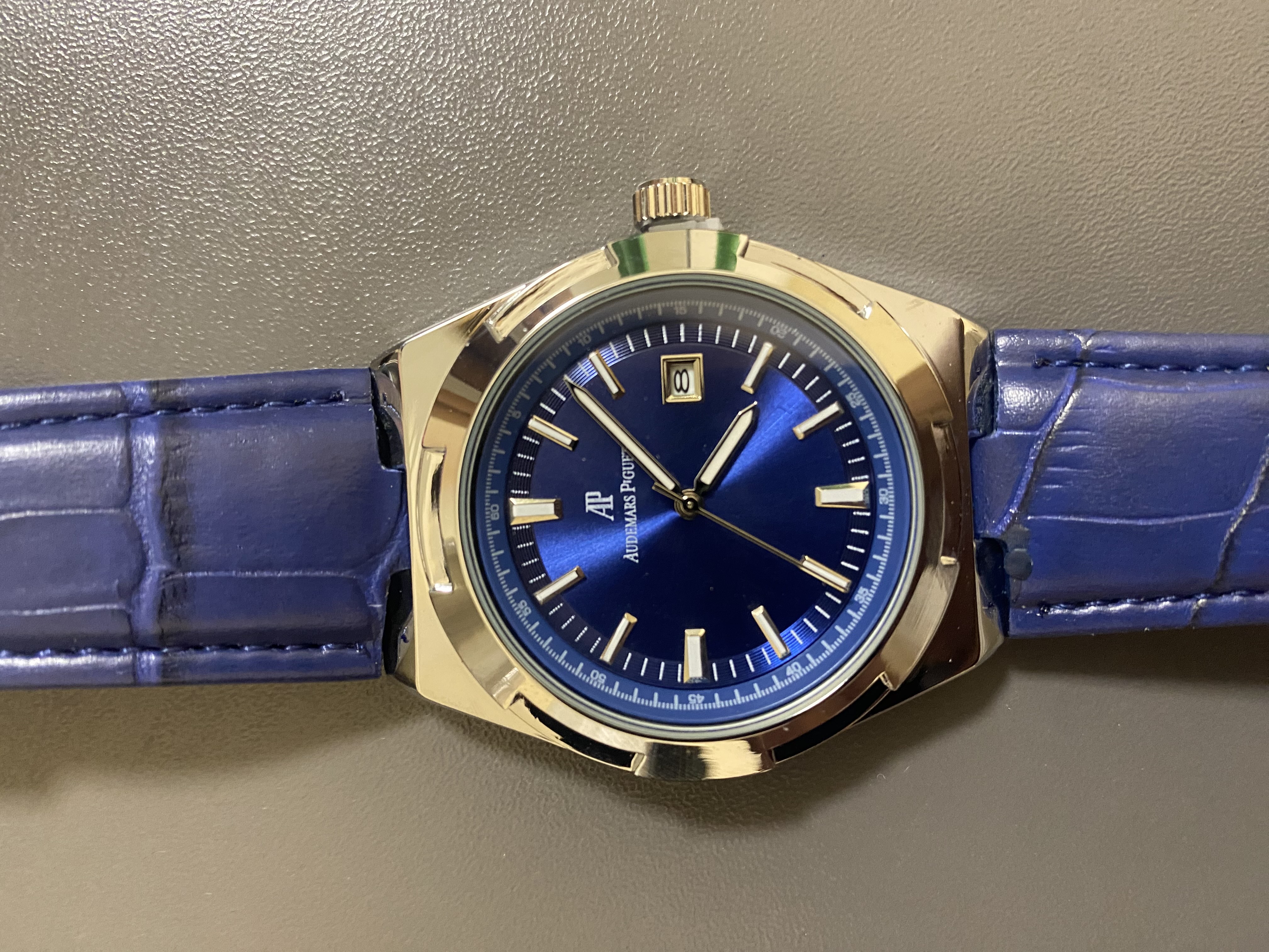 Audemars Piguet erkaklar uchun klassik qo‘l soati, taqvimli, kvarts mexanizm