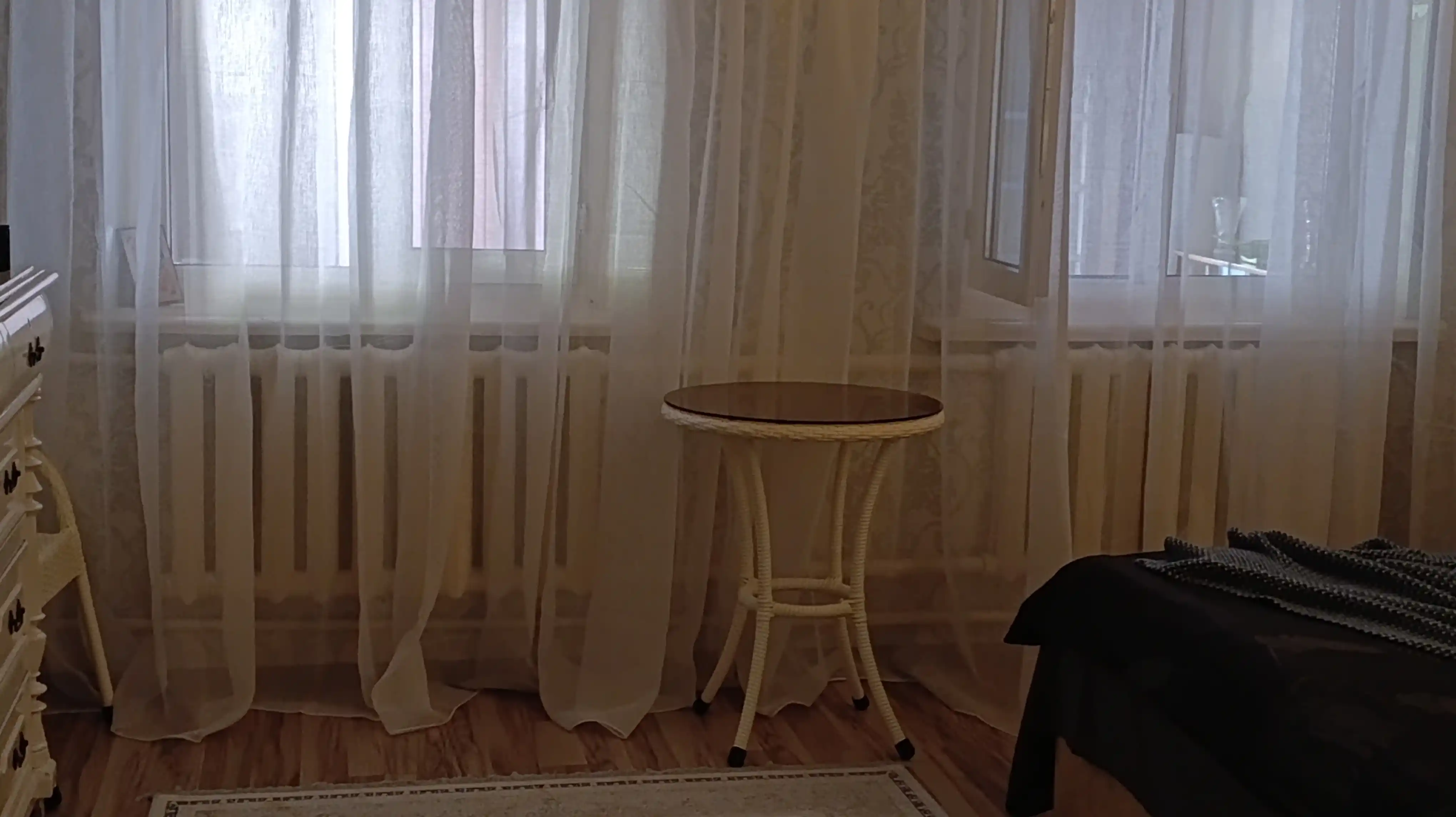 AIKO Deco bog‘ mebellari to‘plami, 1 ta stol va 2 ta kreslo, uy va ko‘cha uchun eko rotang