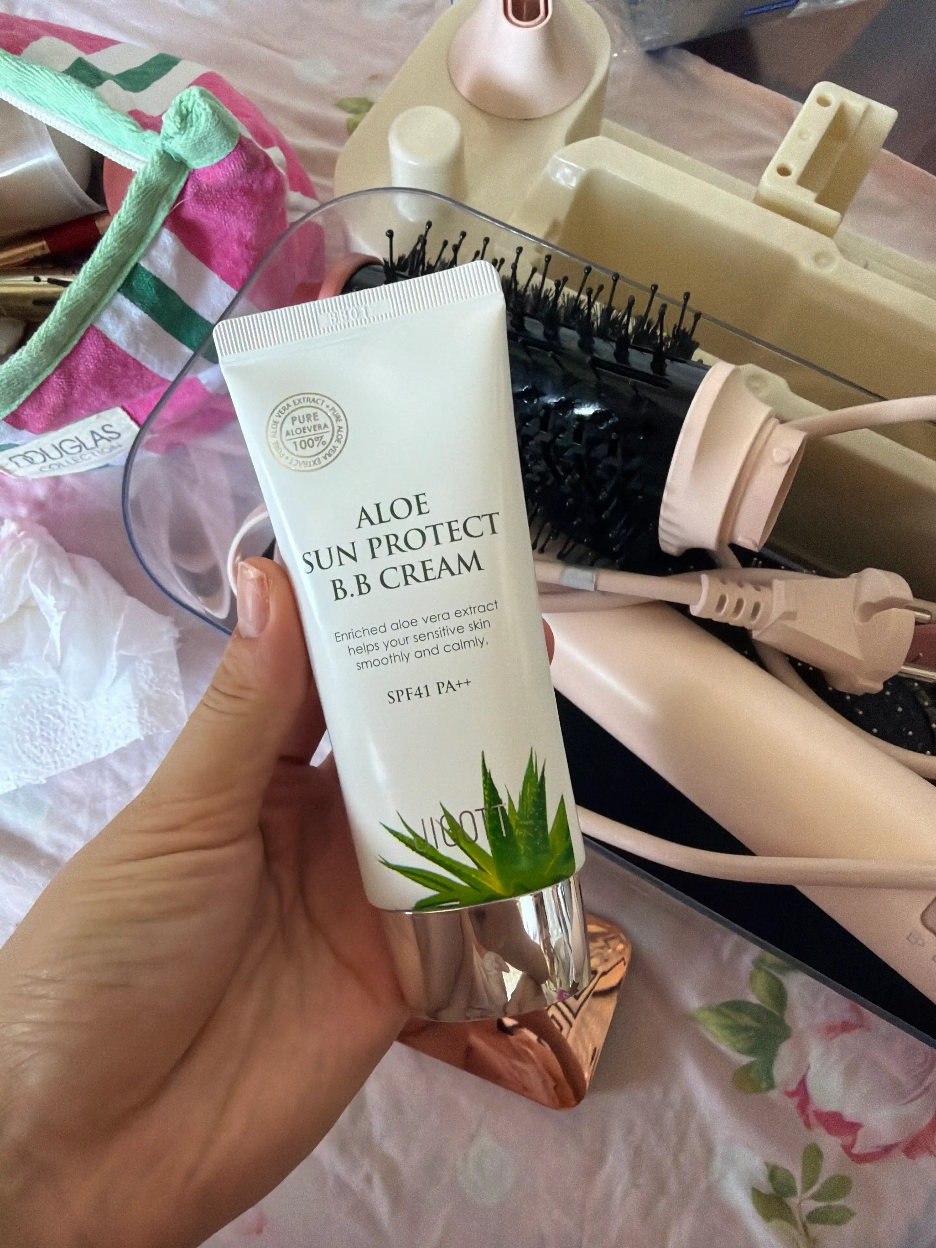 BB-крем Jigott Aloe Extract  SPF 41 защита от солнца