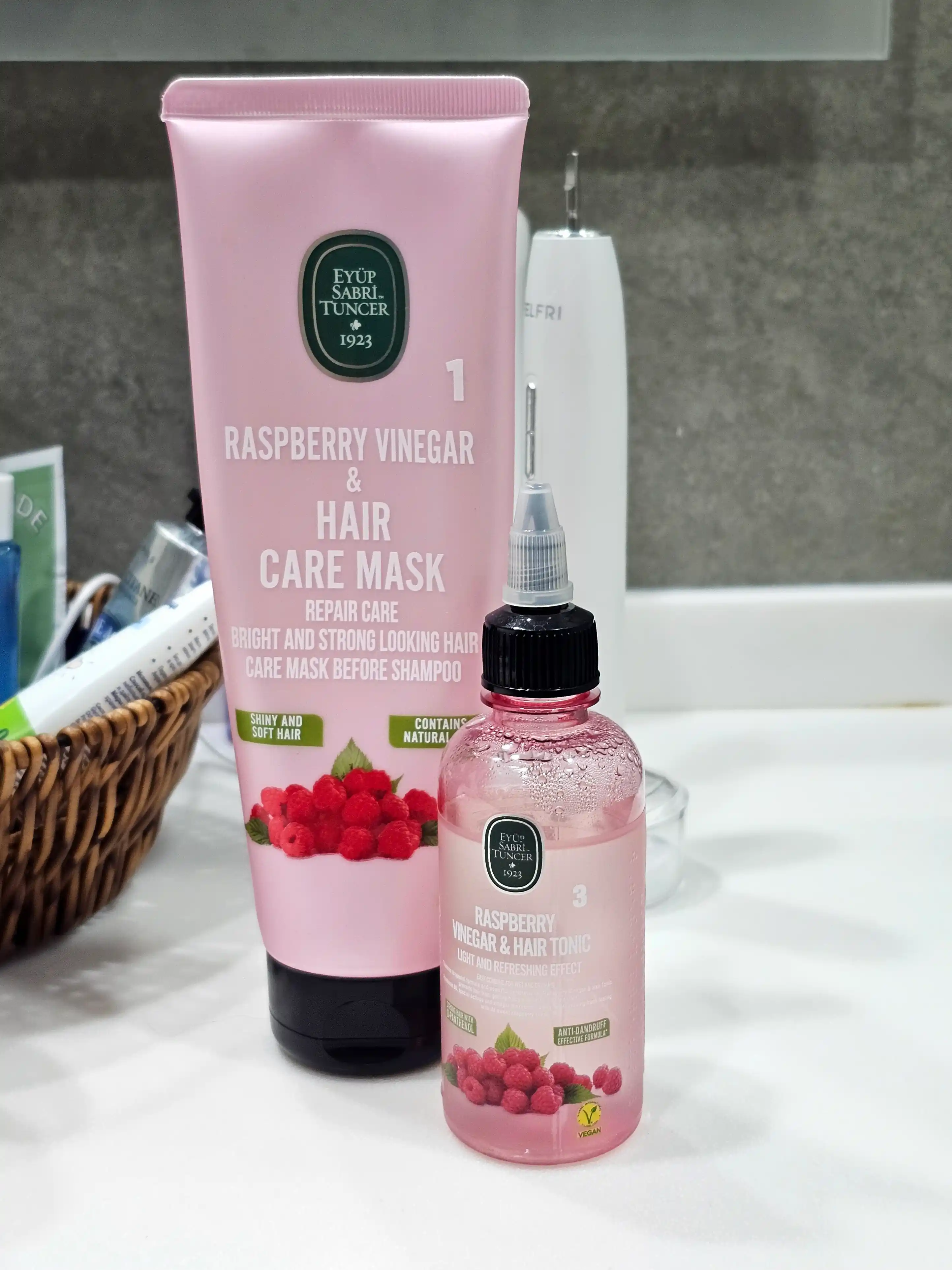 Маска для волос EYÜP SABRİ TUNCER Raspberry Vinegar 250 мл