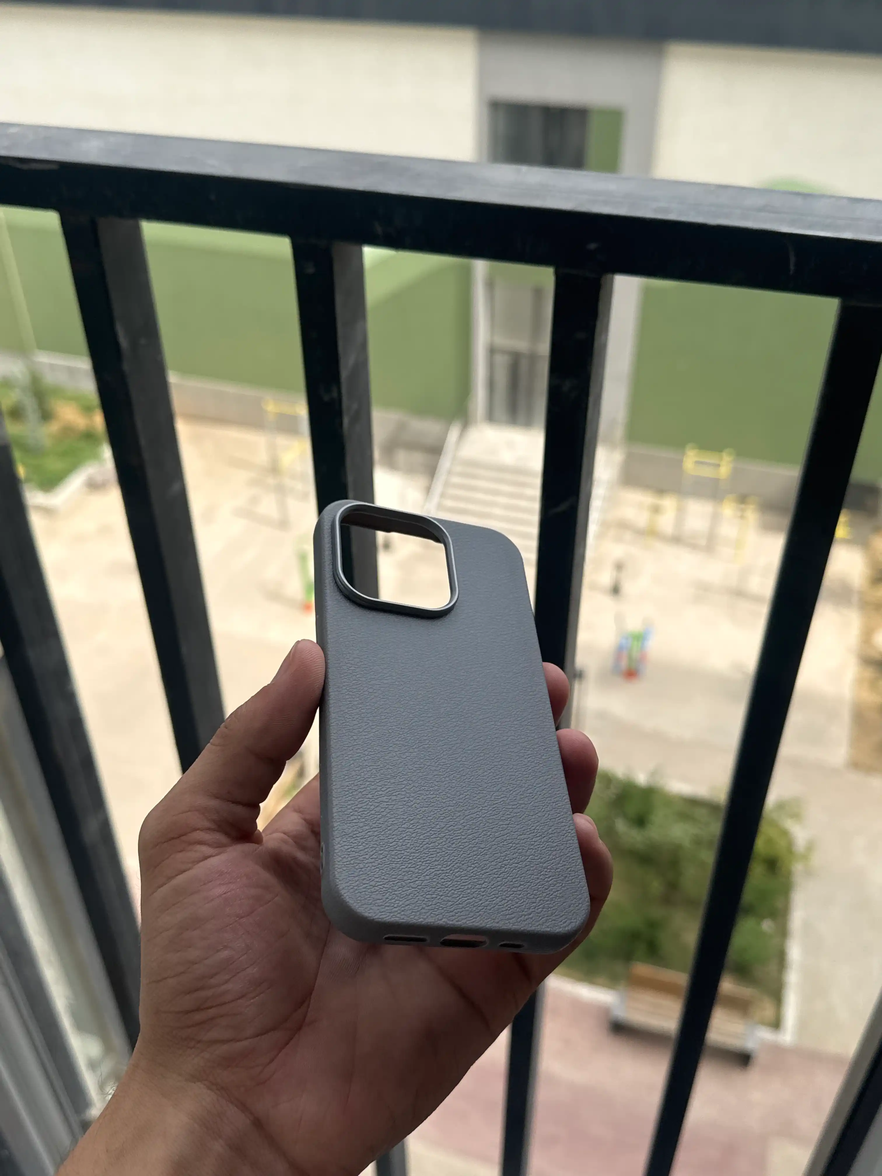 IPhone XR, X, XS, XS Max, 12, 13, 15, 16, Pro, Pro Max uchun g'ilof
