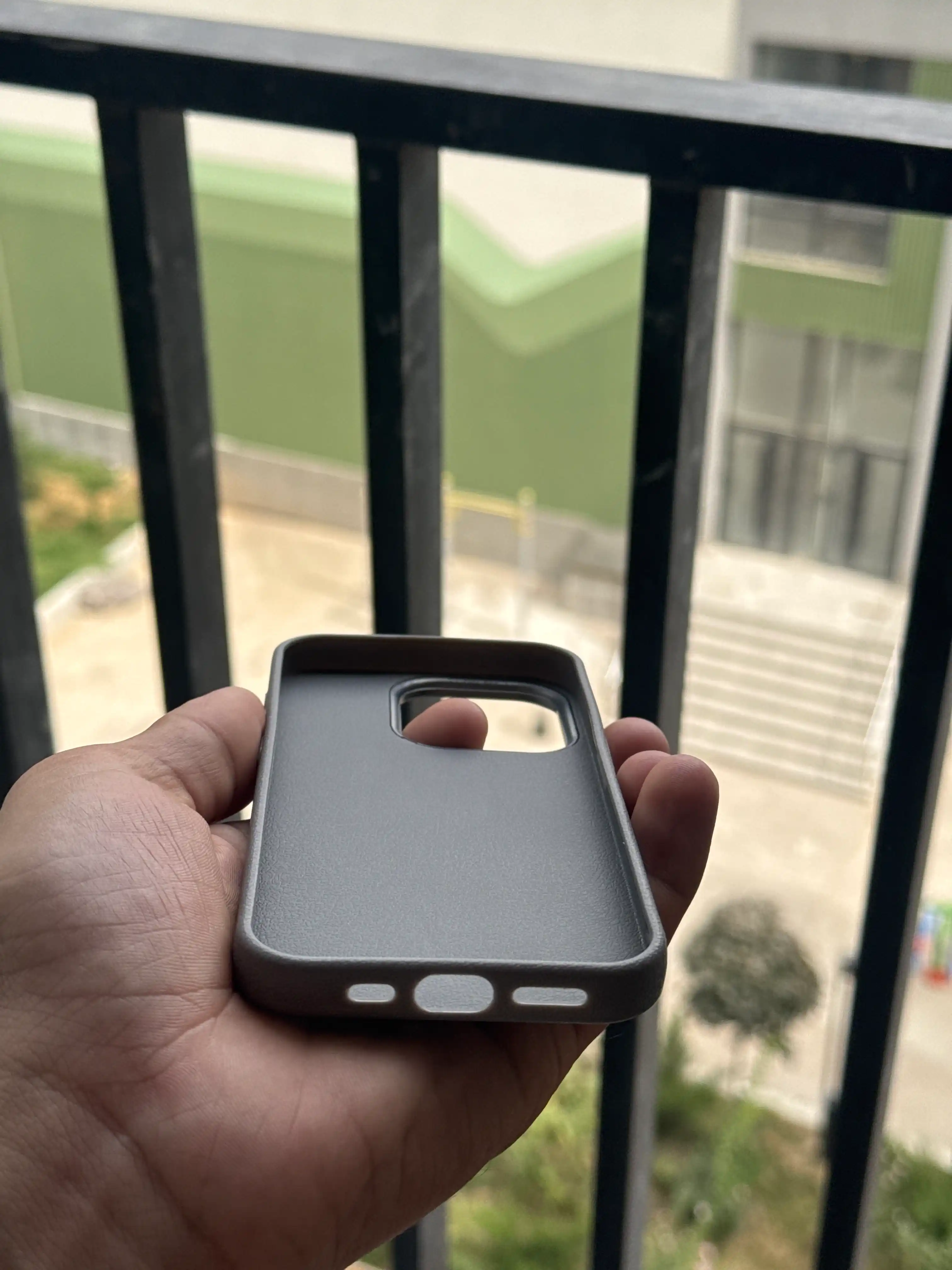 IPhone XR, X, XS, XS Max, 12, 13, 15, 16, Pro, Pro Max uchun g'ilof