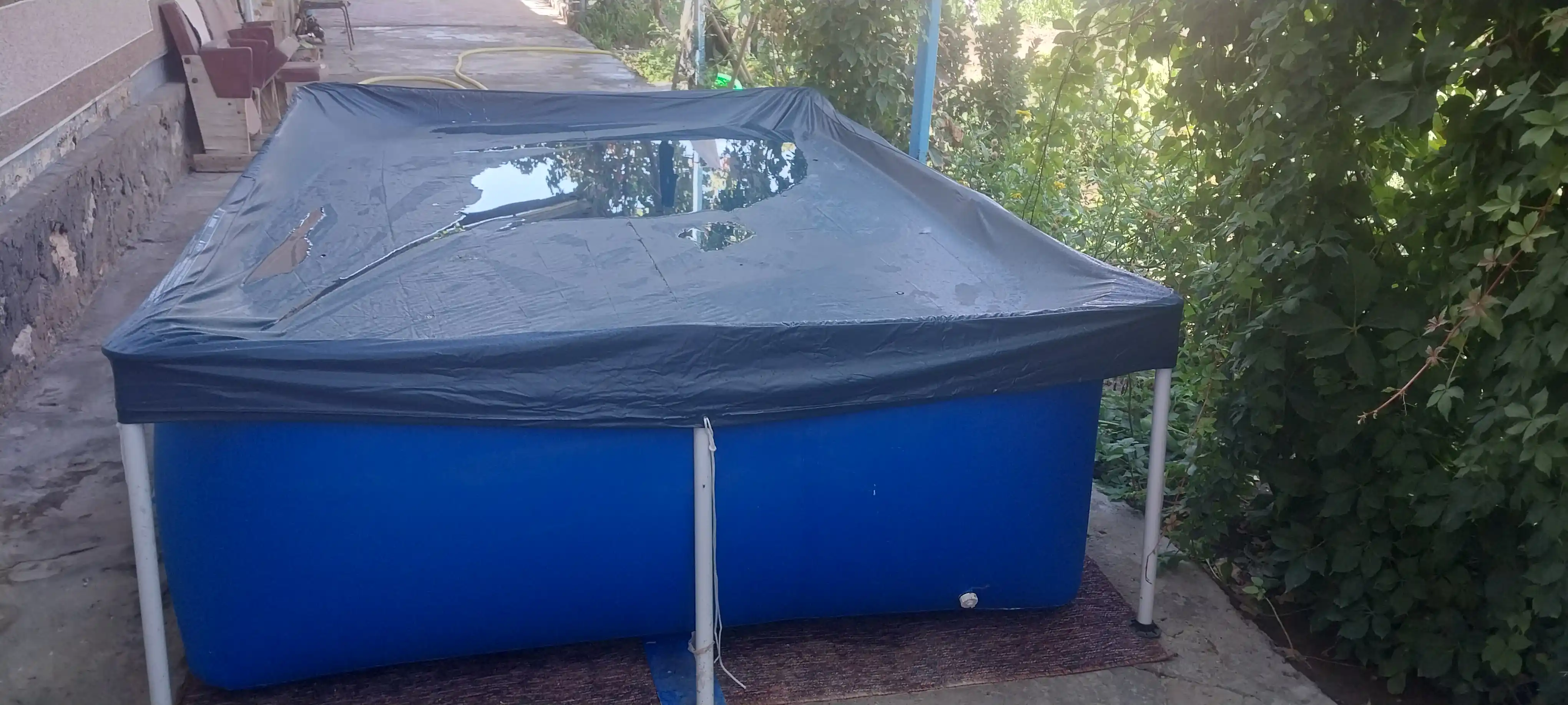 Karkasli basseyn uchun tent, chang va barglardan himoya yopqichi