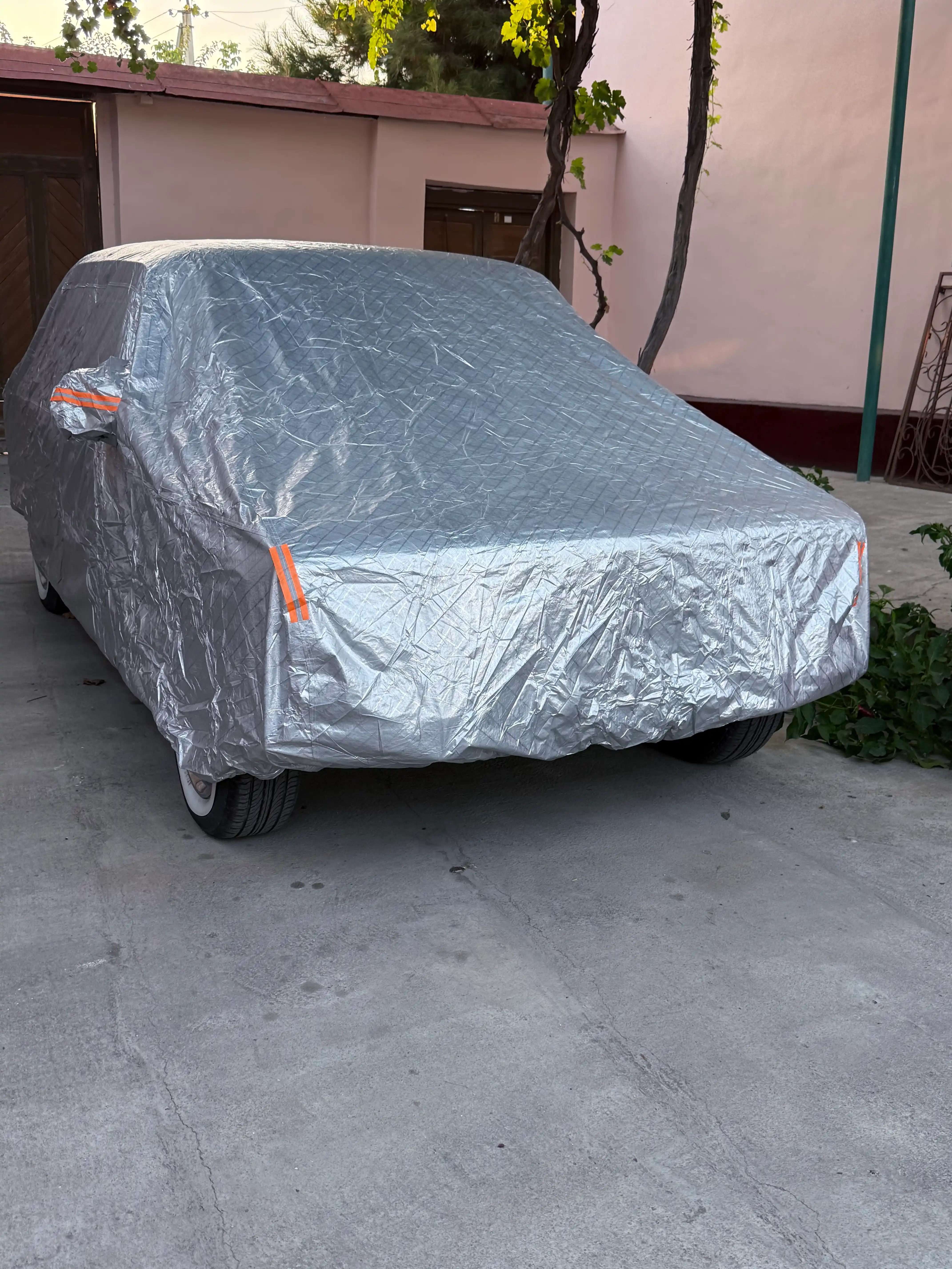 TENT bostirmasi uchun barcha mavsumlarga mos keladigan universal suv o‘tkazmaydigan himoya g‘ilofi