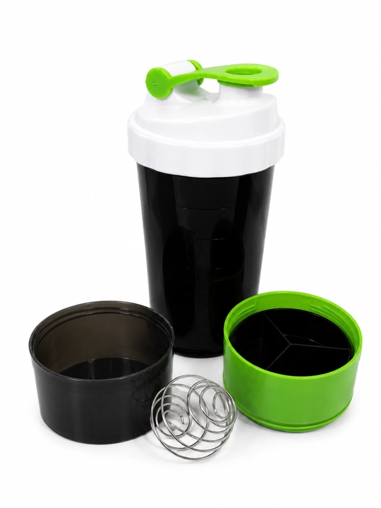 600 ml sport sheykeri. Protein va kokteyl uchun shaker. Metall aralashtiruvchi shar bilan