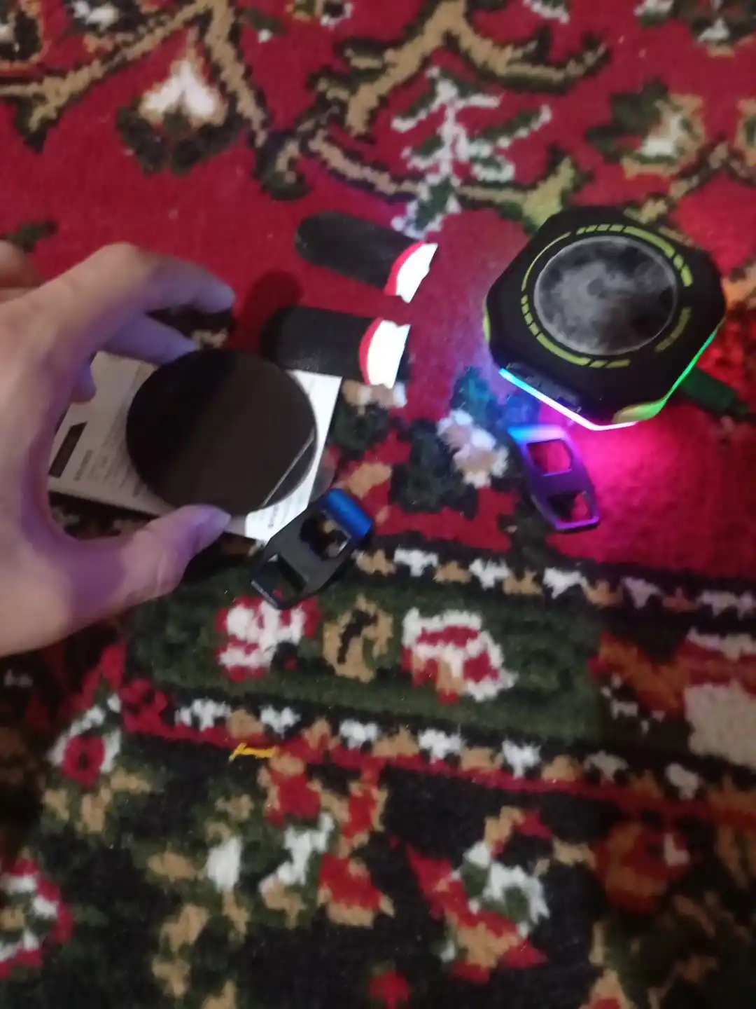 Кулер для телефона магнитный с RGB подсветкой, скорость вращения 8000 об/мин JS86