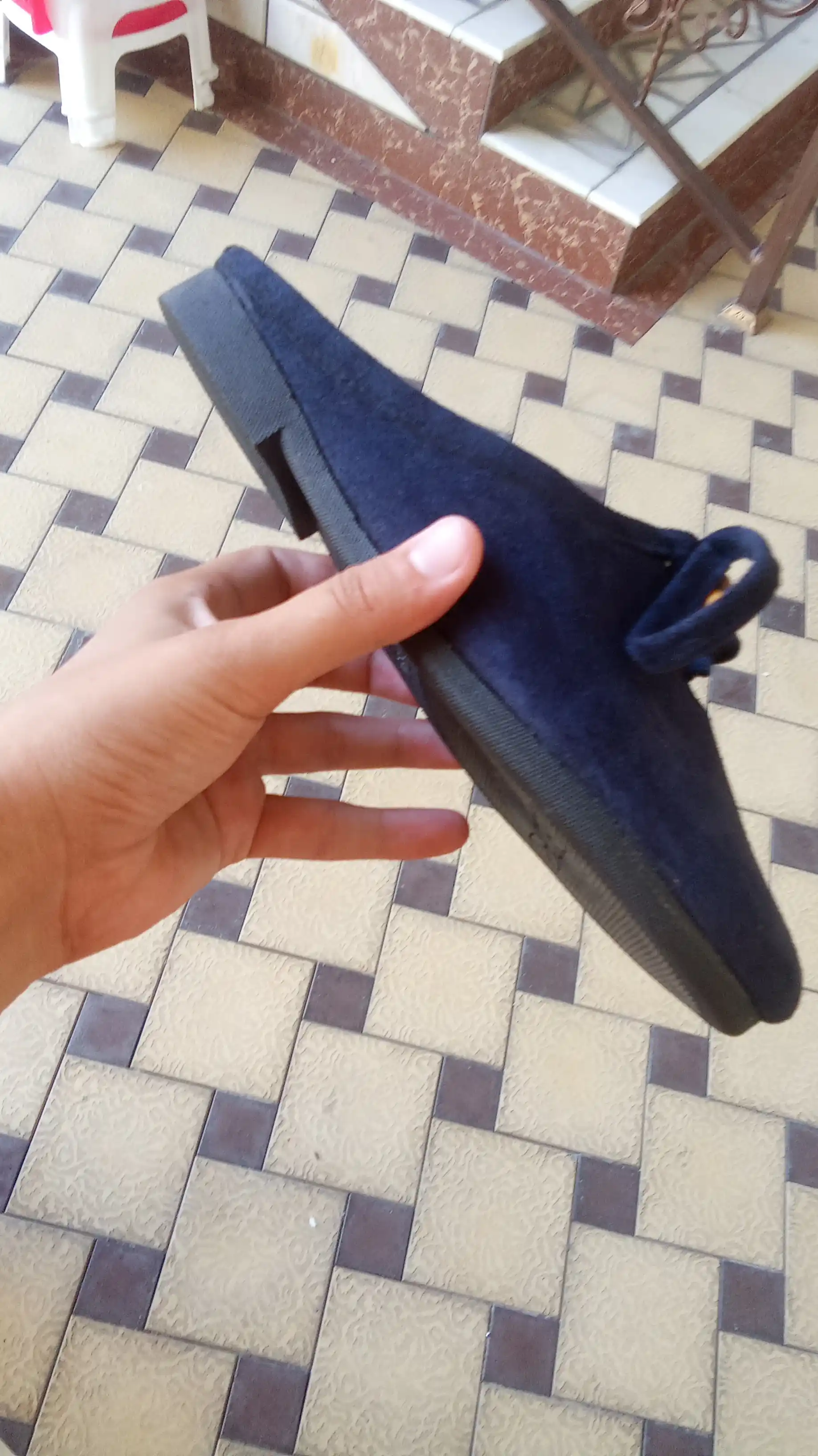 Ayollar shippaklari, uy va ko'cha uchun mos tapochkalar, zamonaviy ko'rinishdagi tapichka