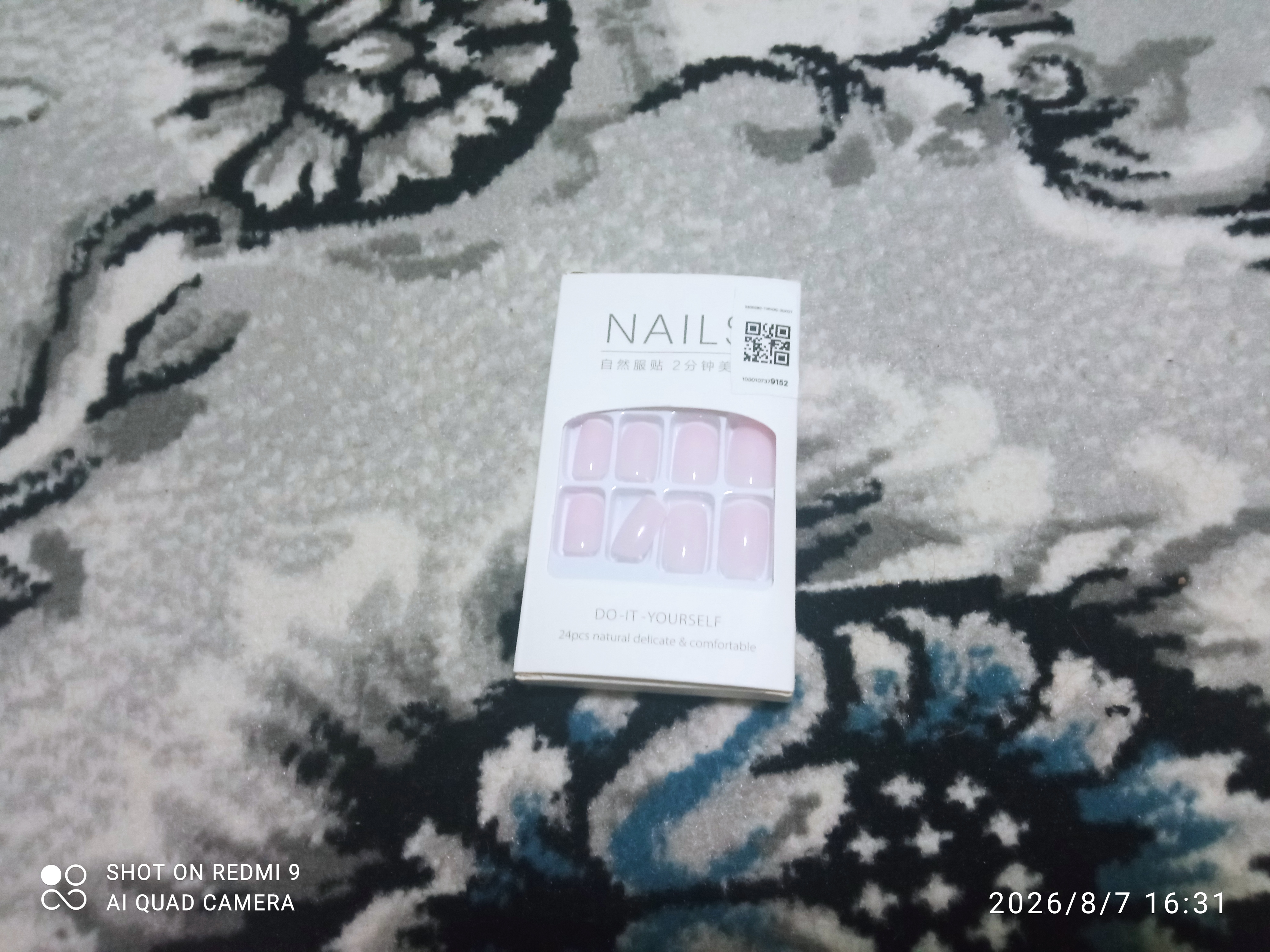 Yelimli nafis ulama tirnoqlar, 24 dona