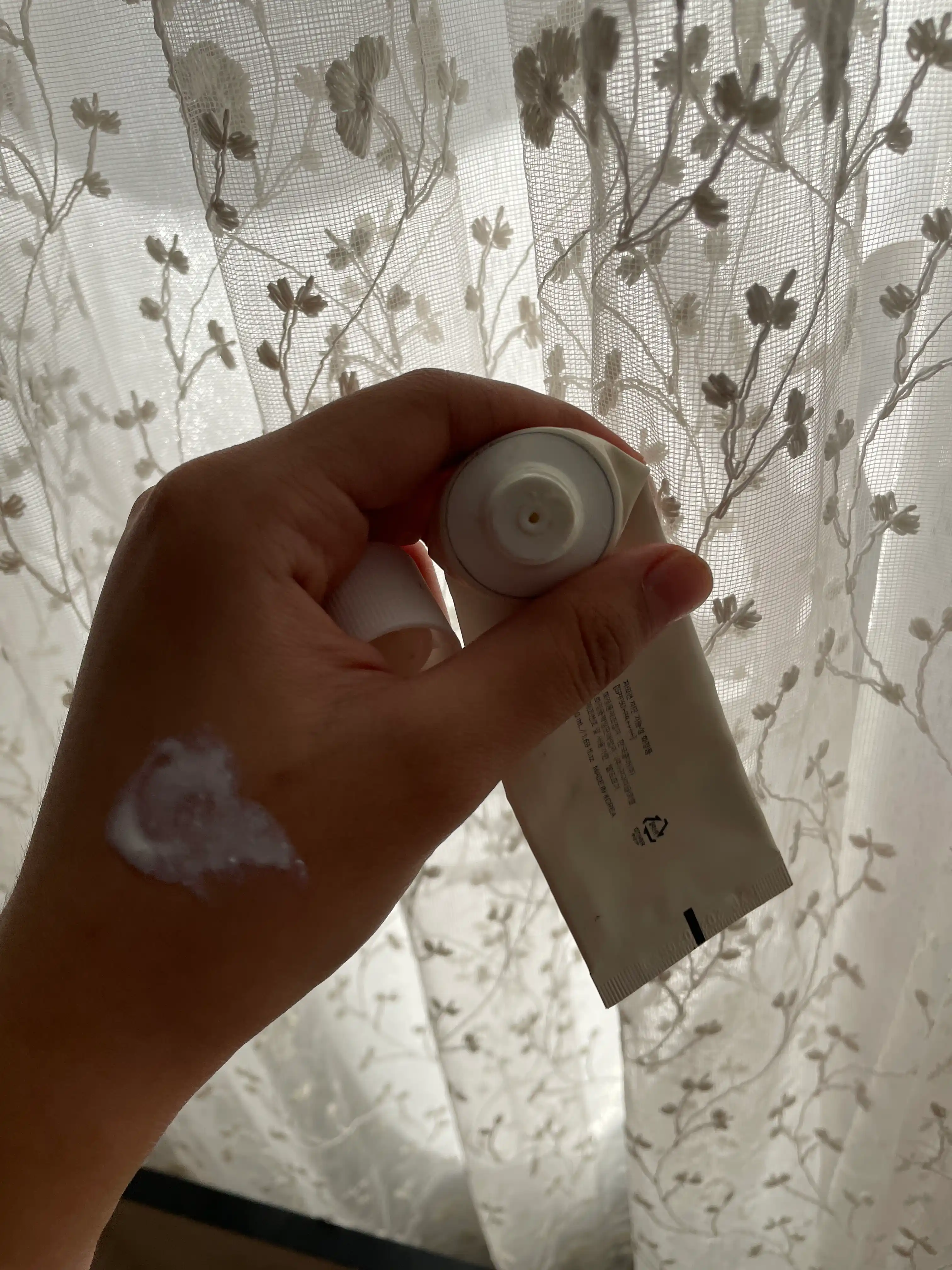 SPF50  quyoshdan himoya kremi Beauty of Joseon Relief Sun