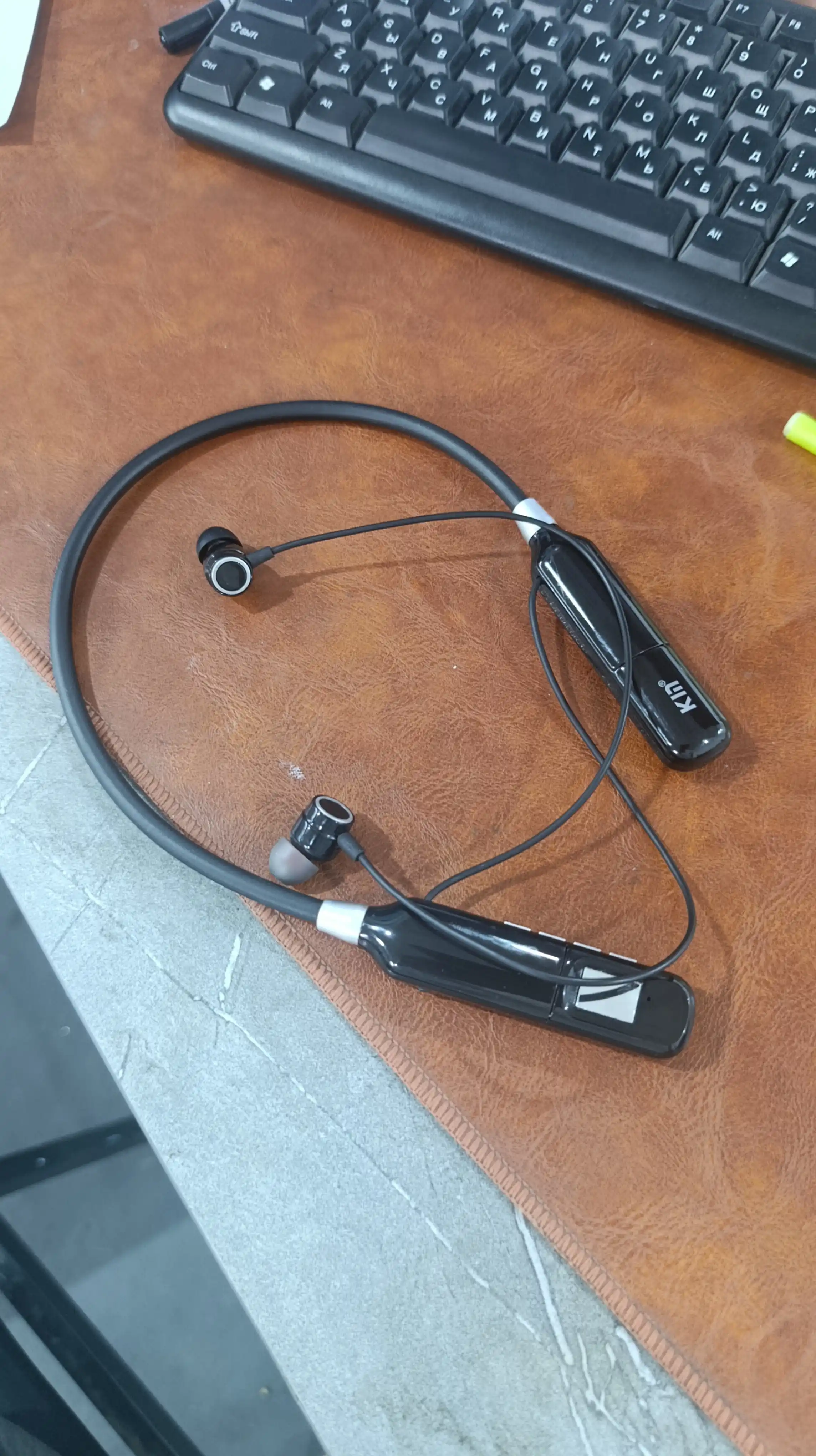 Simsiz quloqchin KIN KL112 neckband bluetooth 48 soat batareya sport naushnik