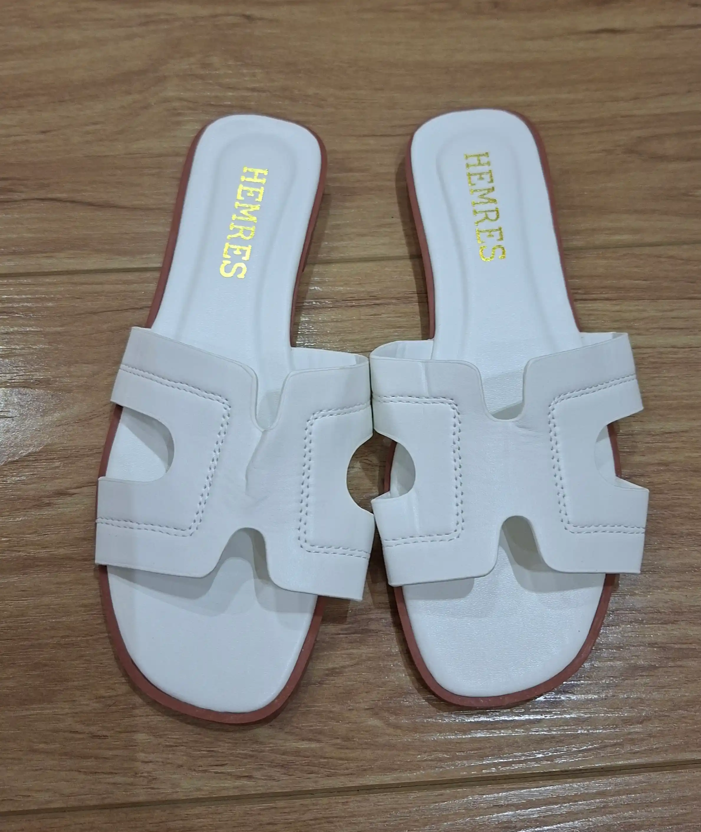 Yuqori sifatli ayollar shippaklari, Hermes shippaklari, ayollar poyabzali, 36-41 malomerka