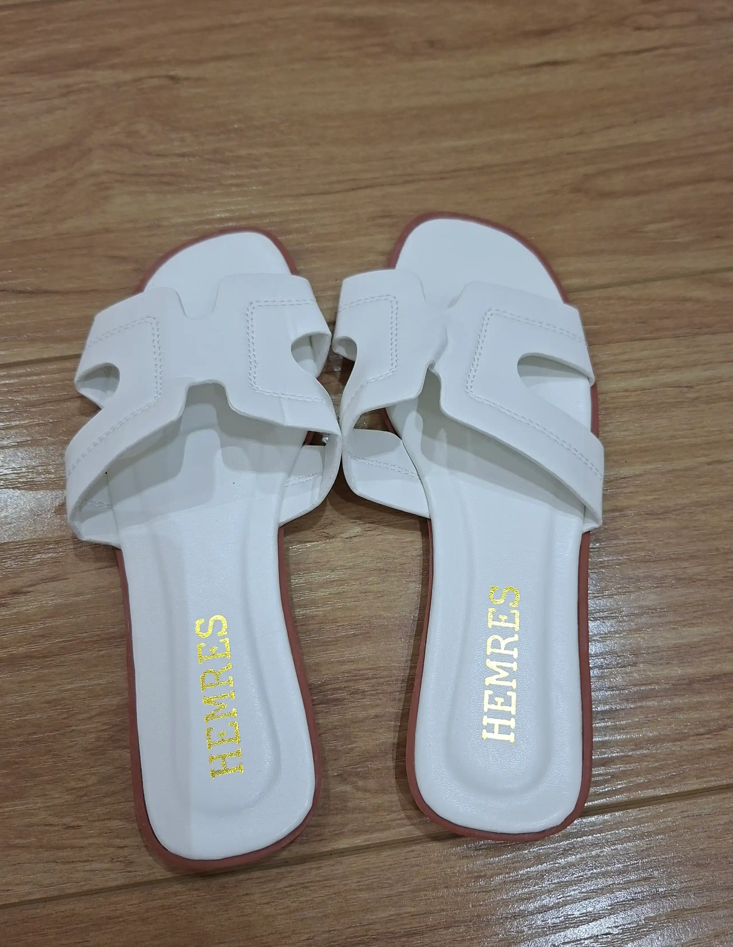 Yuqori sifatli ayollar shippaklari, Hermes shippaklari, ayollar poyabzali, 36-41 malomerka