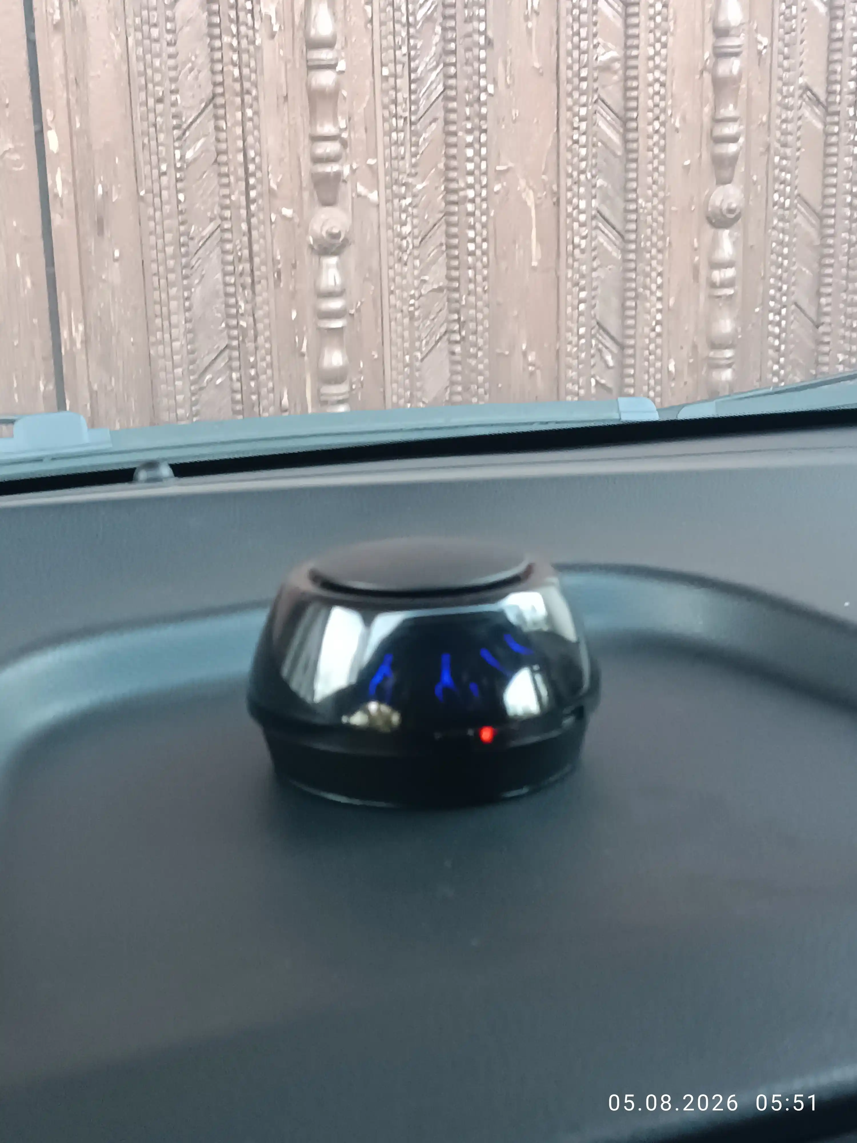 Vulqon avtomobil diffuzori RGB LED chiroqli, USB, aroma va par chiqaradigan premium