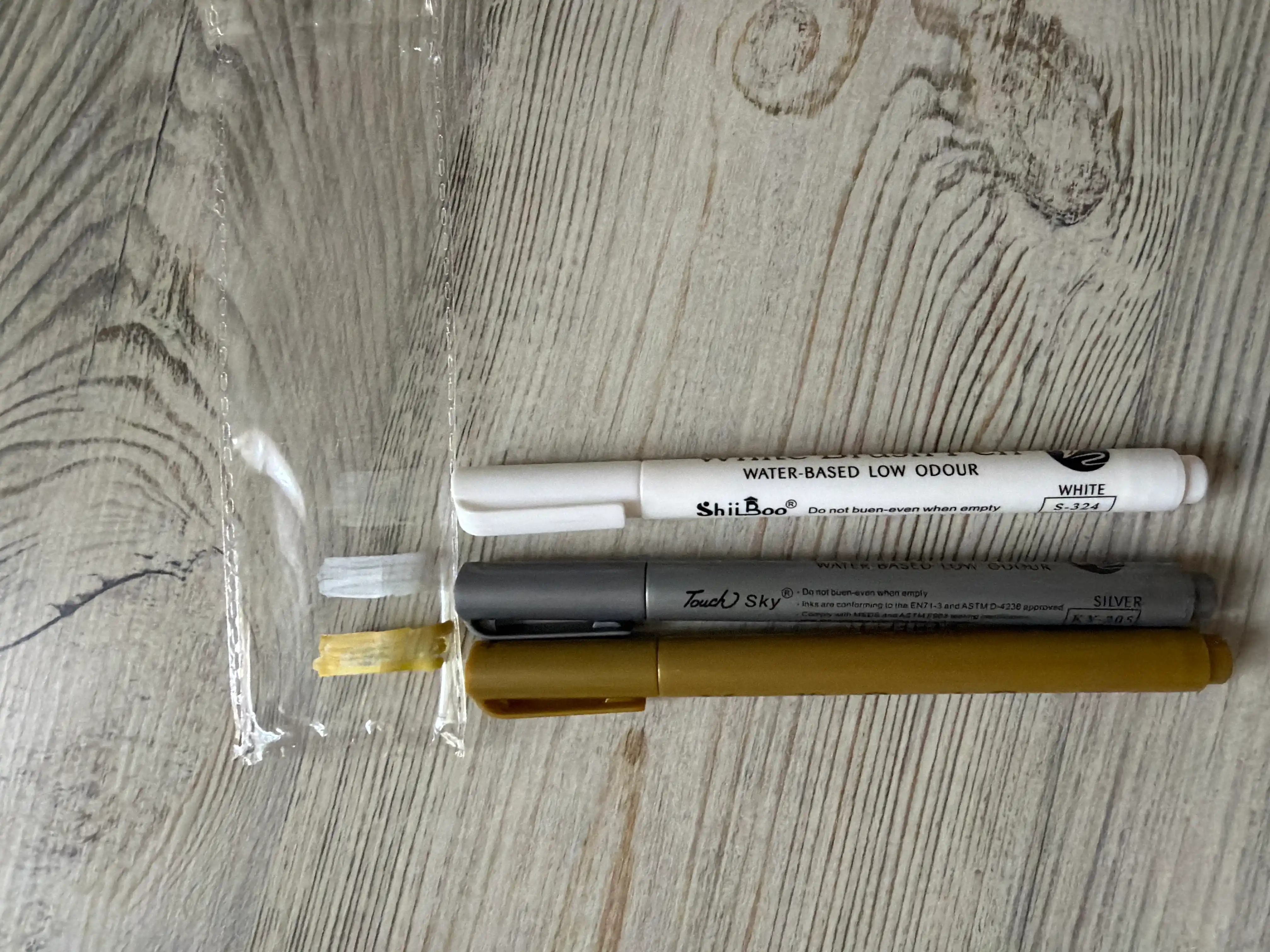 M&G akril metallik marker 3 ta, yog‘och, shisha, plastmassa, keramika va metall