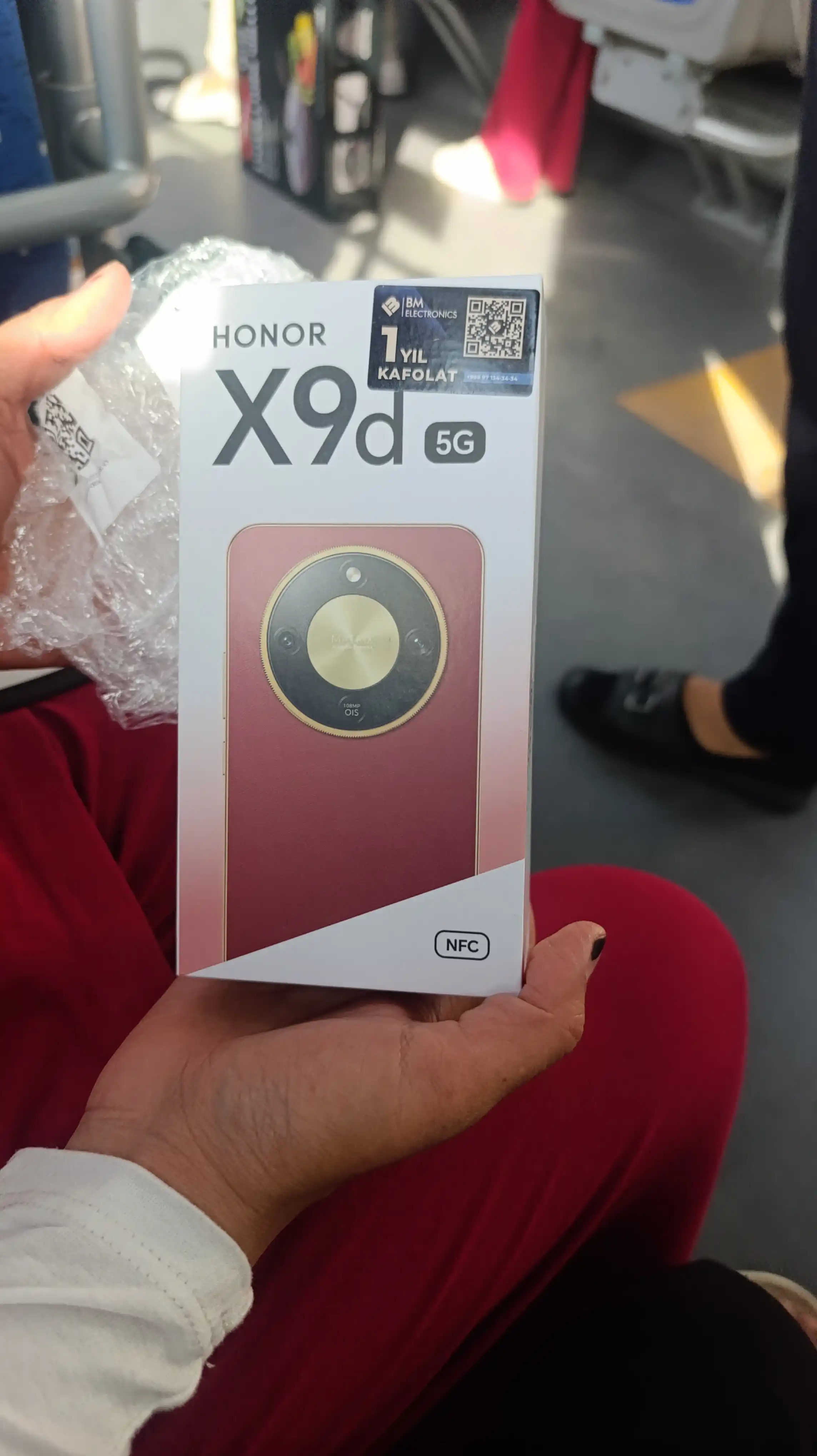 Honor X9d 5G smartfoni,AMOLED ekran,8300mAh,108MP,NFC,120Hz,1 Yil Kafolat
