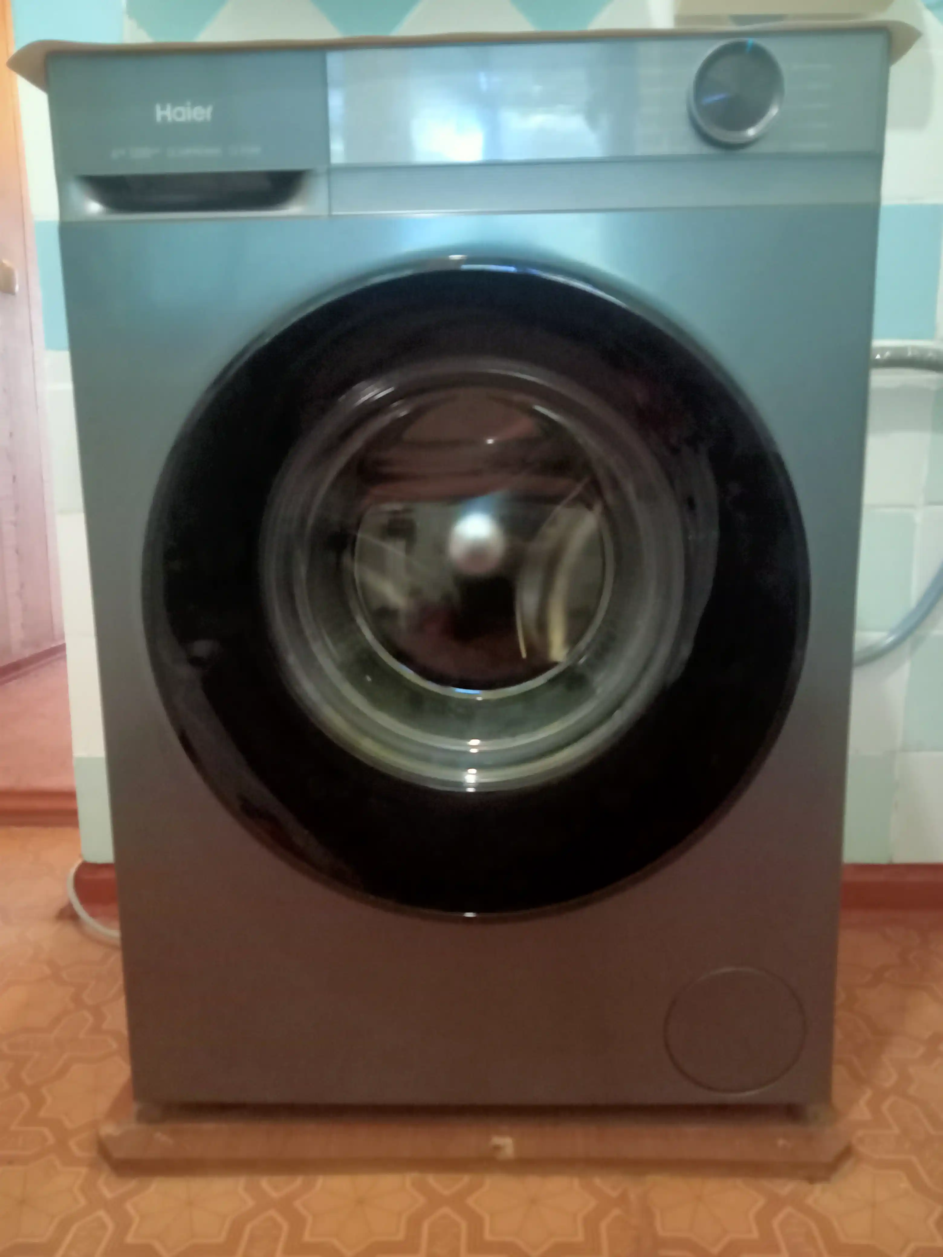 Стиральная машина Haier, 6-7 кг, инверторный мотор, 1200 об/м, стирка с паром