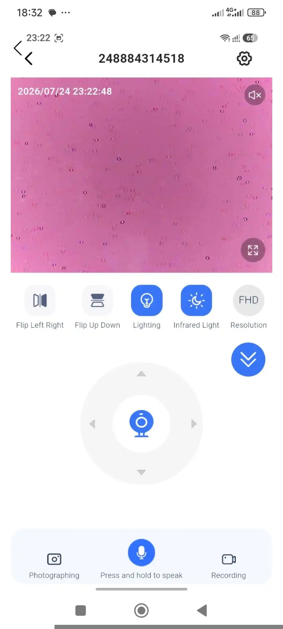 Juft linzali va harakat sensoriga ega Wi-Fi video kuzatuv kamerasi