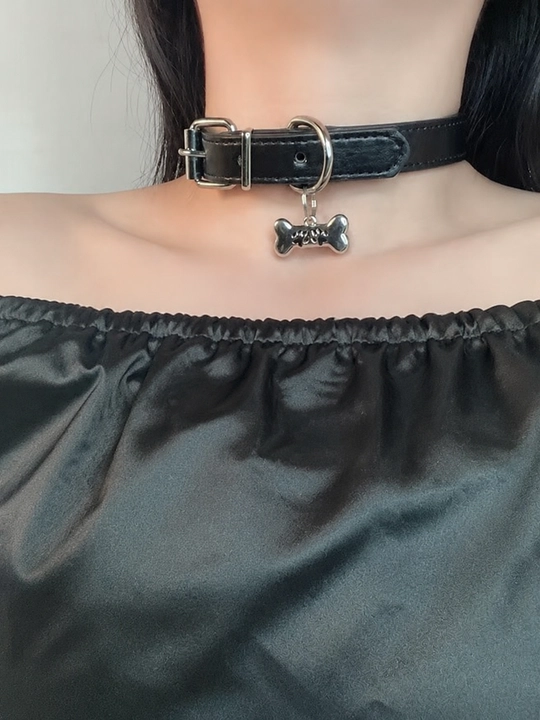 Ekologik charmdan tayyorlangan, suyakli osma bilan jihozlangan, sozlanadigan, 3 xil rangdagi choker