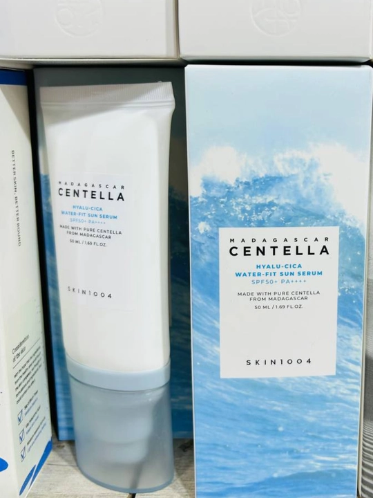 SKIN1004 Madagascar Centella Tone Brightening Tone-Up Sunscreen SPF50+ PA++++ — крем
