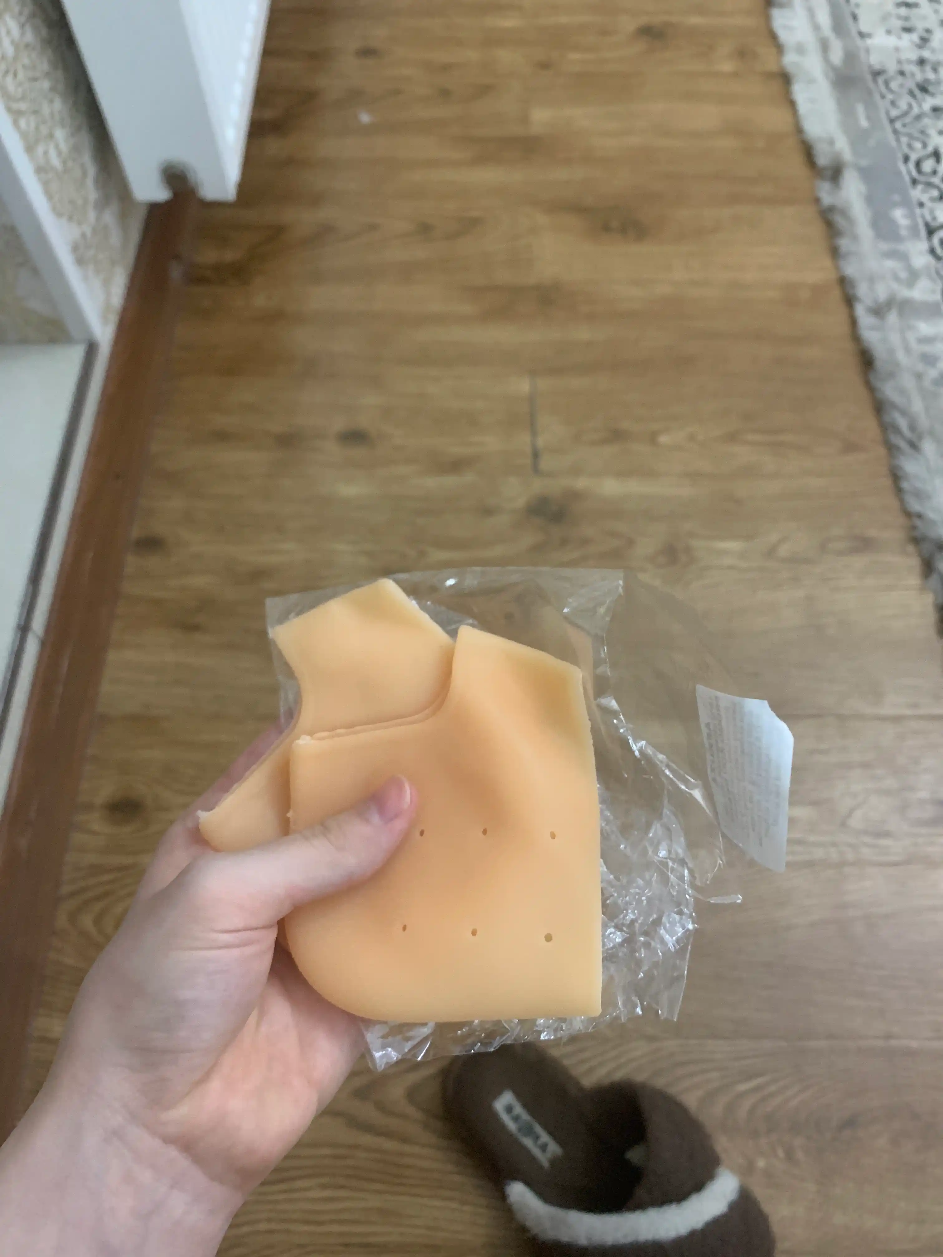 Tovondagi yoriqlarni davolash namlantiruvchi kosmetik paypoqlar, silikon